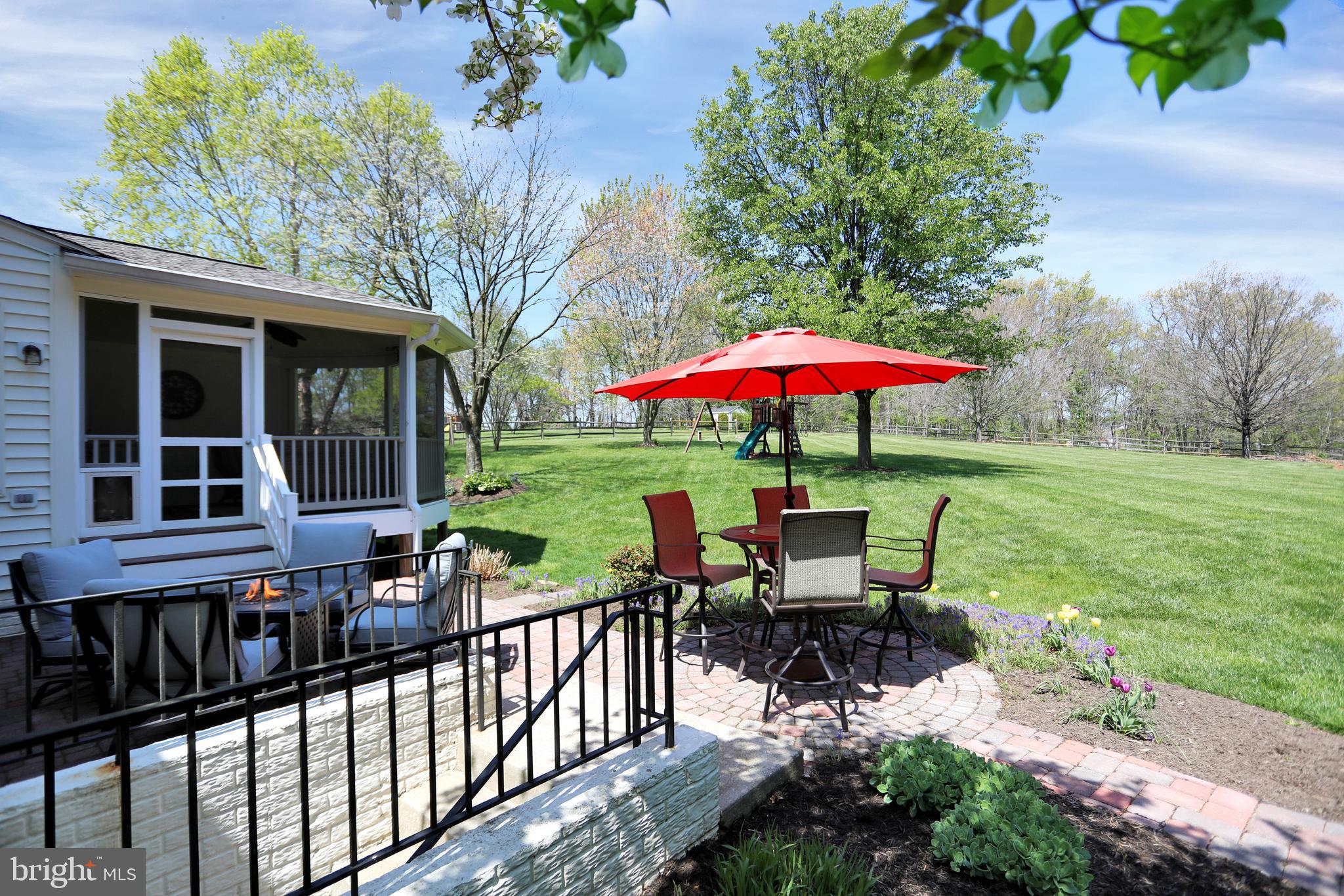 CATTAIL WOODS - Residential