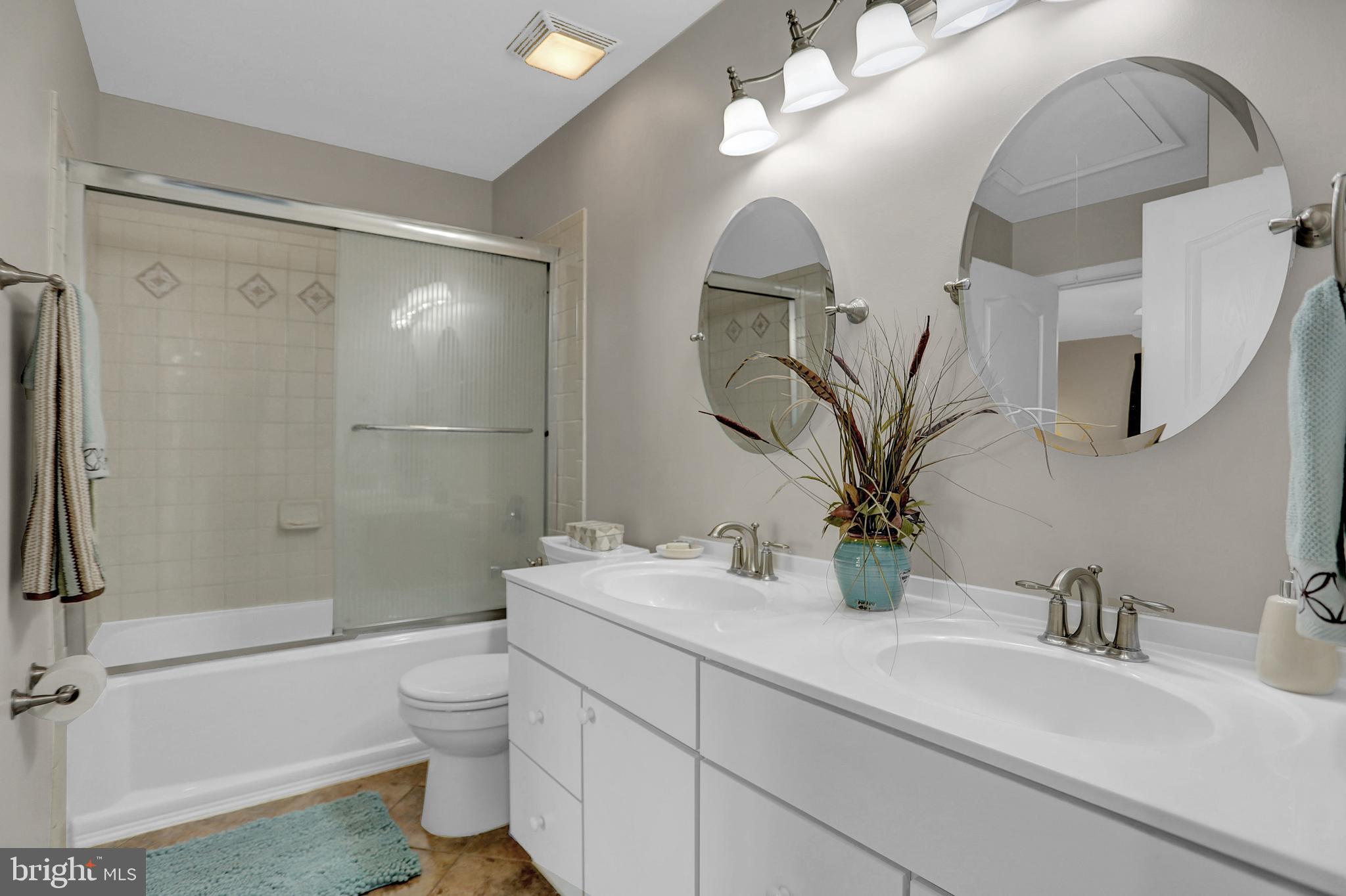 CATTAIL WOODS - Residential