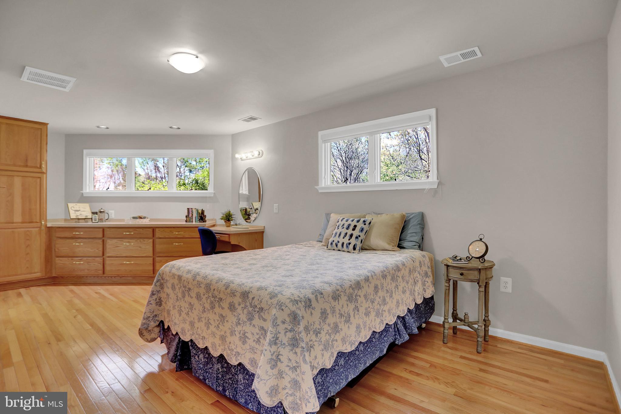 CATTAIL WOODS - Residential