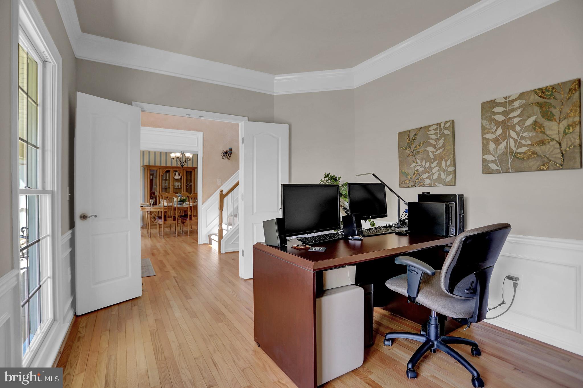 CATTAIL WOODS - Residential