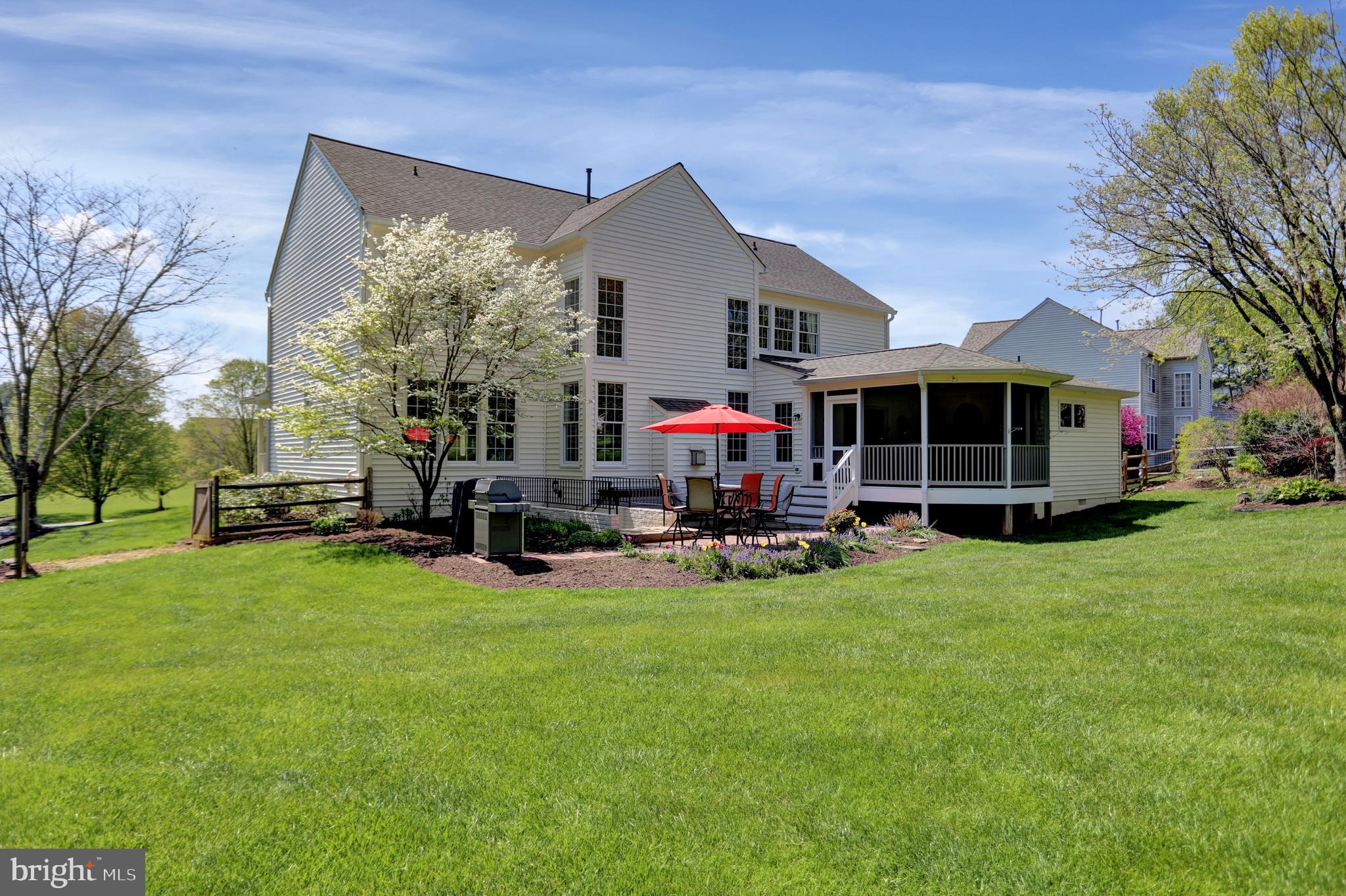 CATTAIL WOODS - Residential