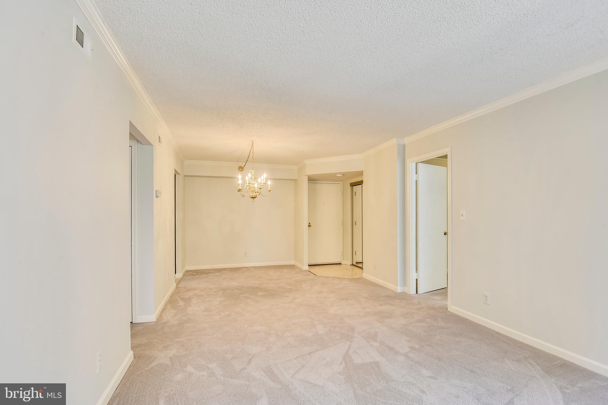 THE PLAZA - Residential