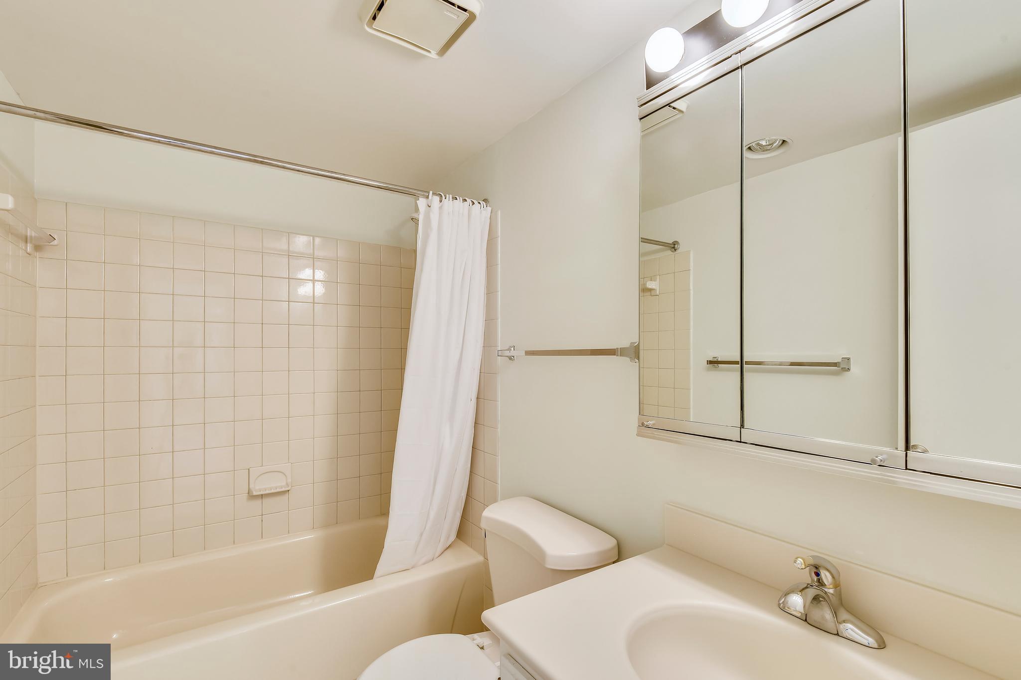 THE PLAZA - Residential