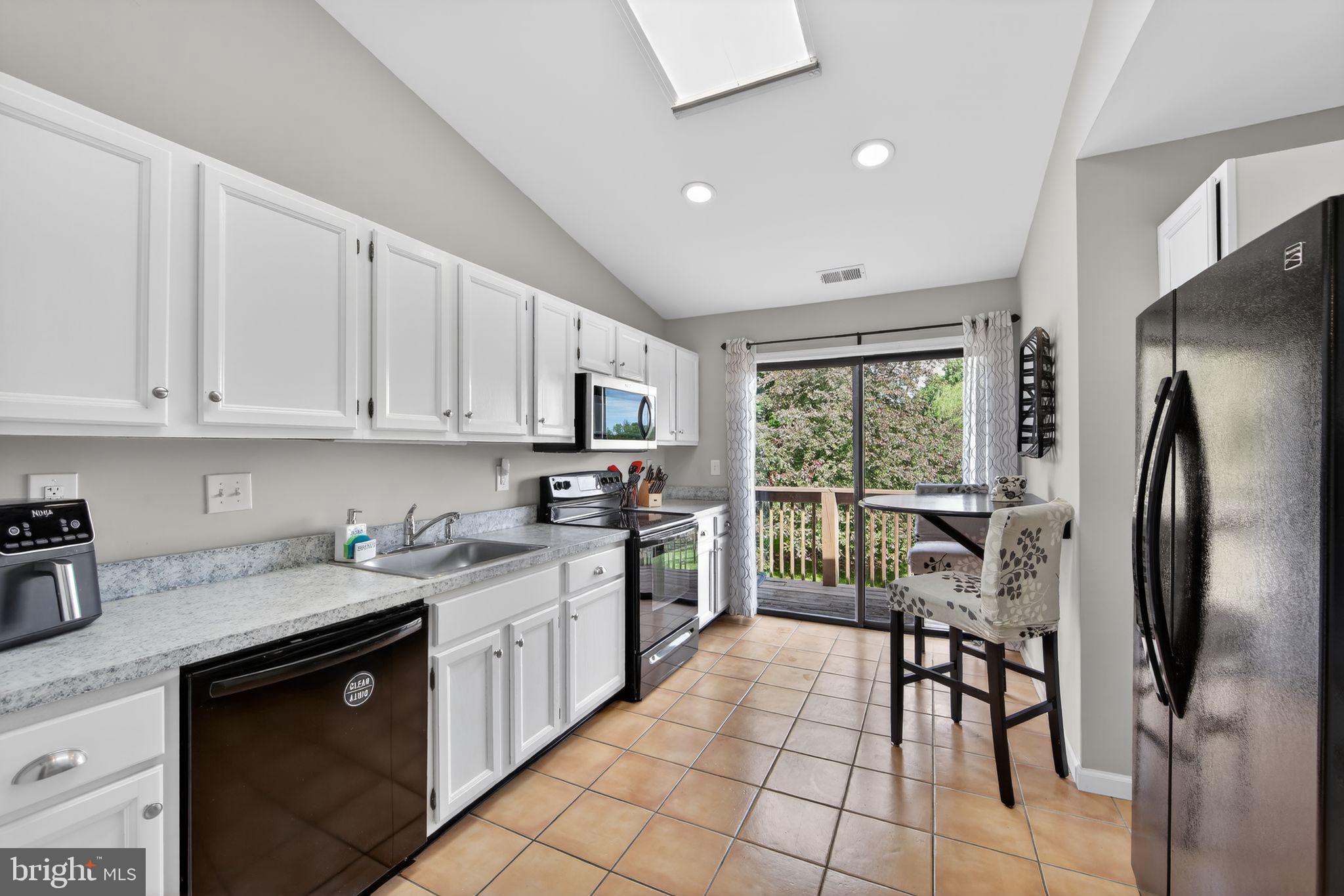 RUNNYMEADE FARMS - Residential