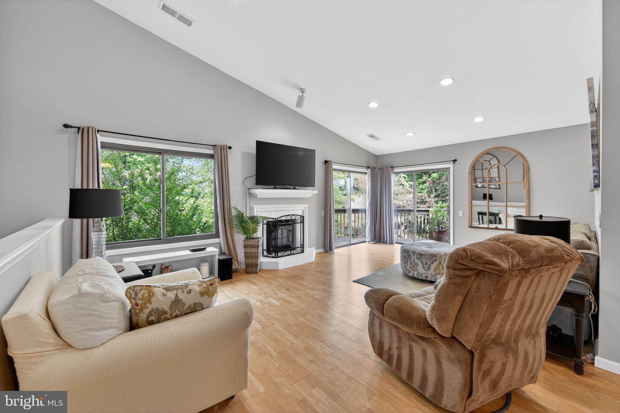 RUNNYMEADE FARMS - Residential