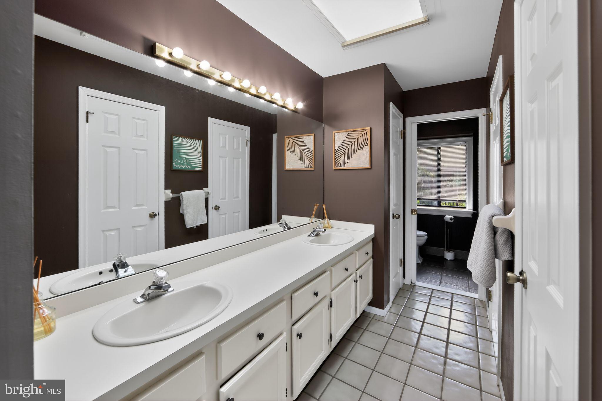 RUNNYMEADE FARMS - Residential