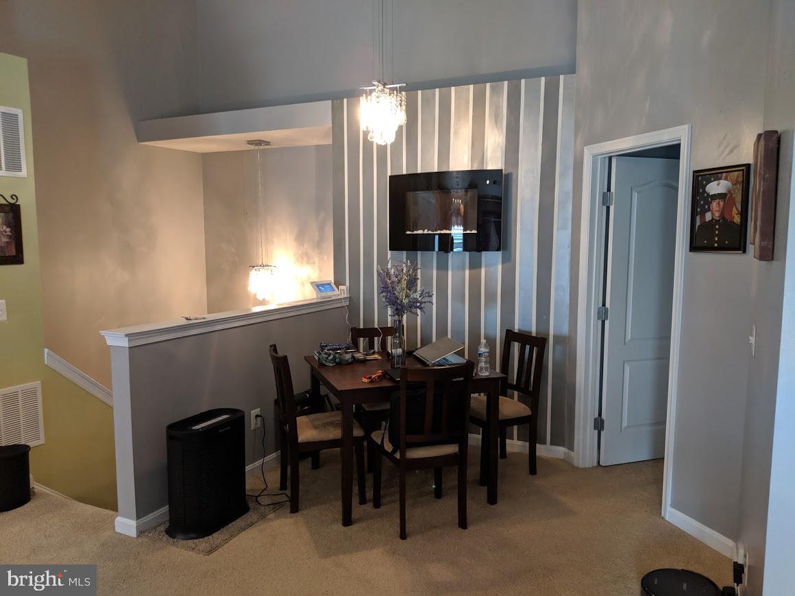 LINDEN ROW CONDOMINIUM - Residential Lease