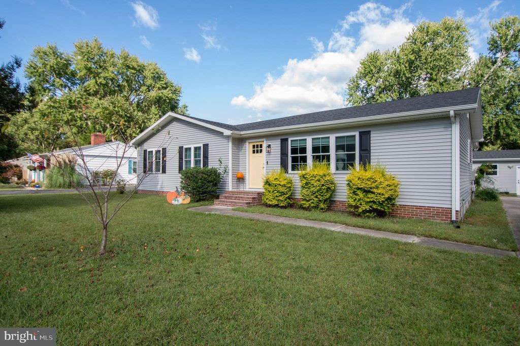 Photo of 6821 Mount Vernon Avenue, SALISBURY, MD 21804 (MLS # MDWC2020076)