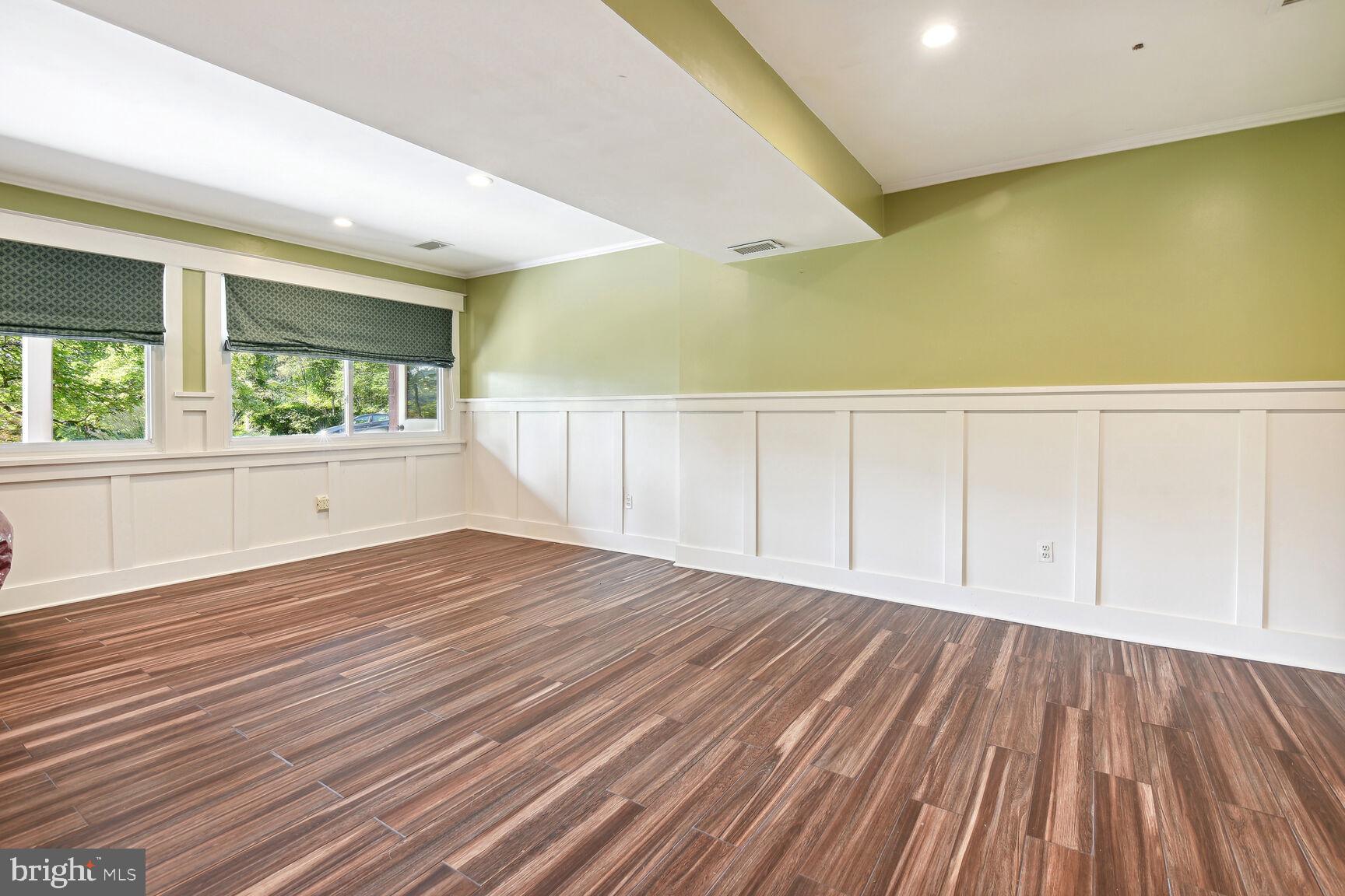 GLEN PARK - Residential