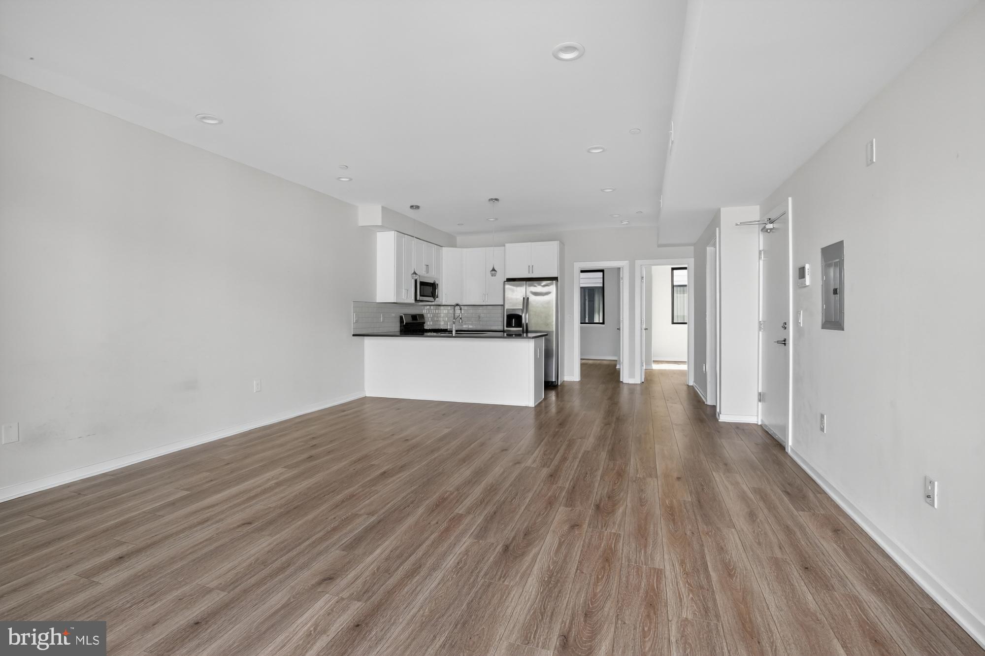 MANAYUNK - Residential Lease