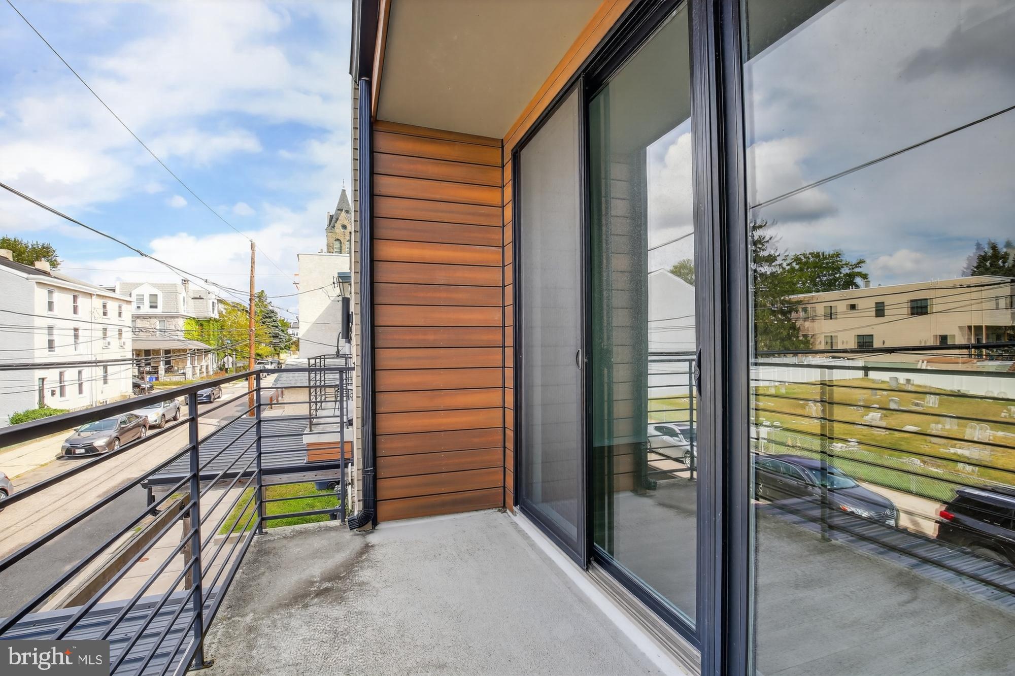 MANAYUNK - Residential Lease