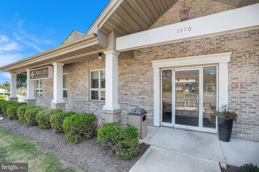 Photo of 1570 Sumneytown Pike #B, LANSDALE, PA 19446 (MLS # PAMC2158460)