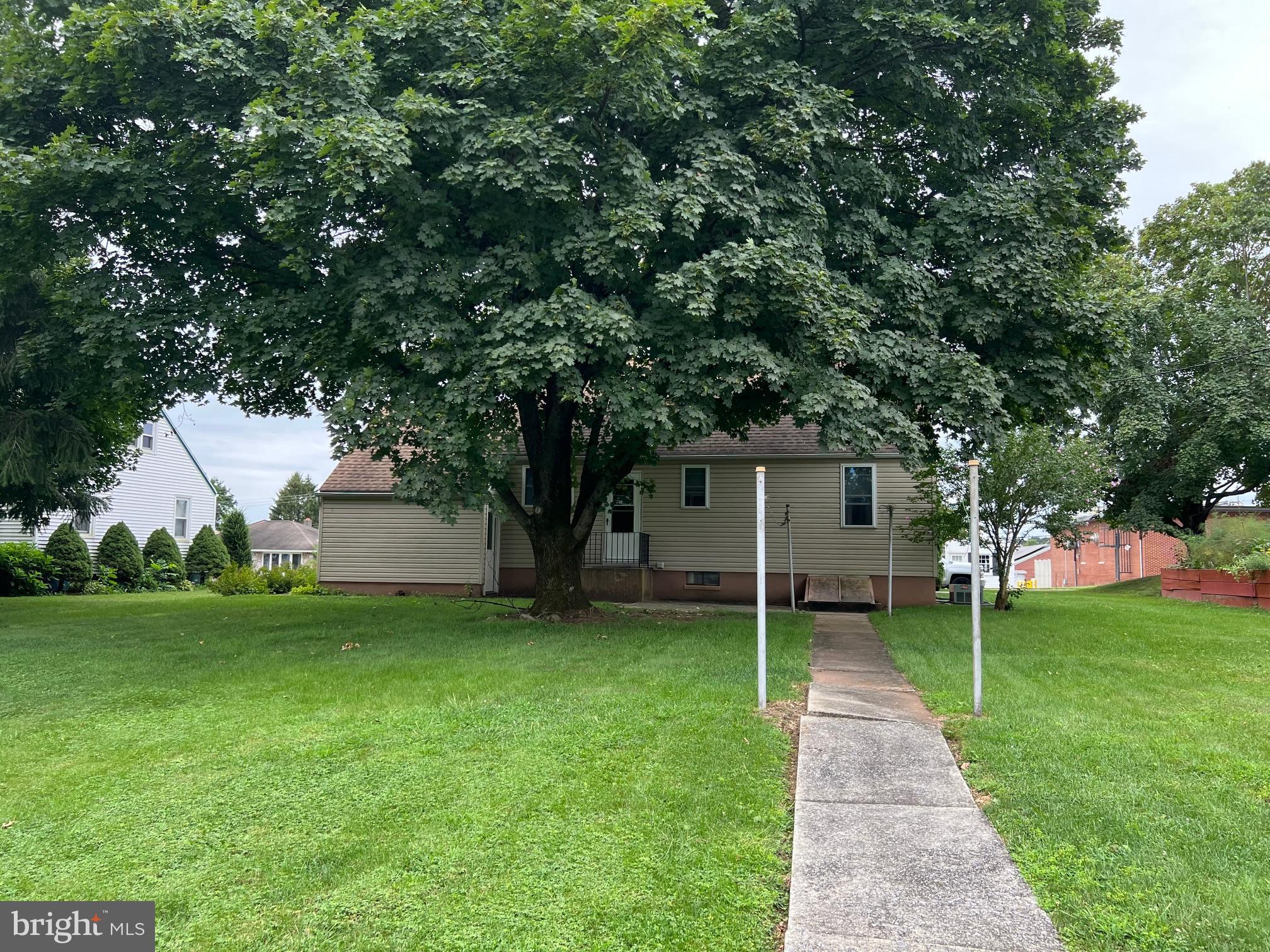 333 STEVENS AVENUE