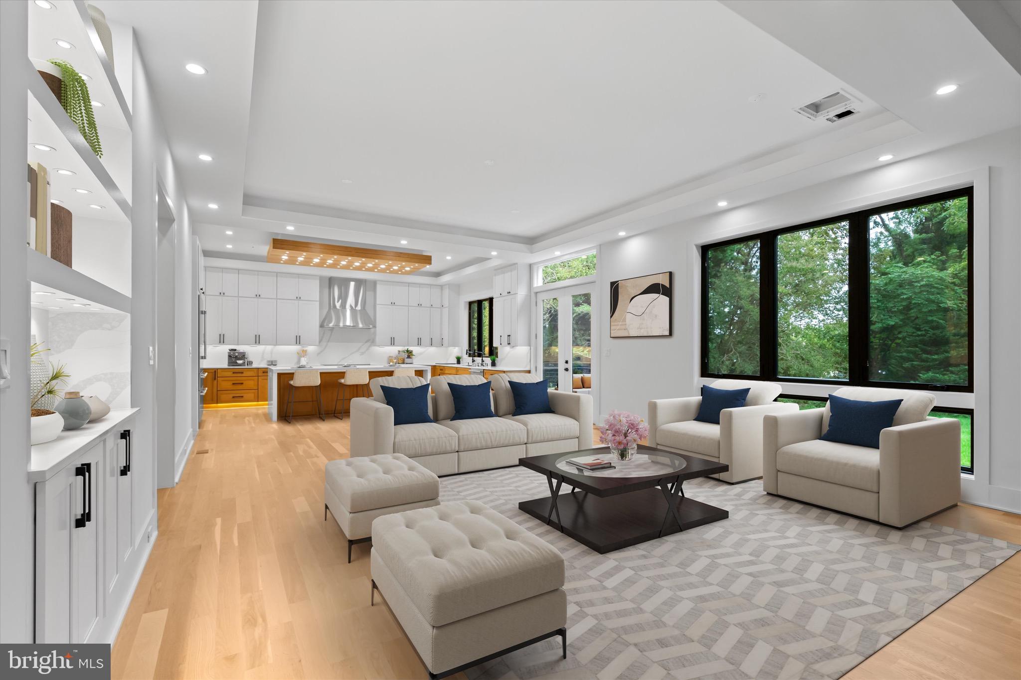 ELCINO MANOR - Residential