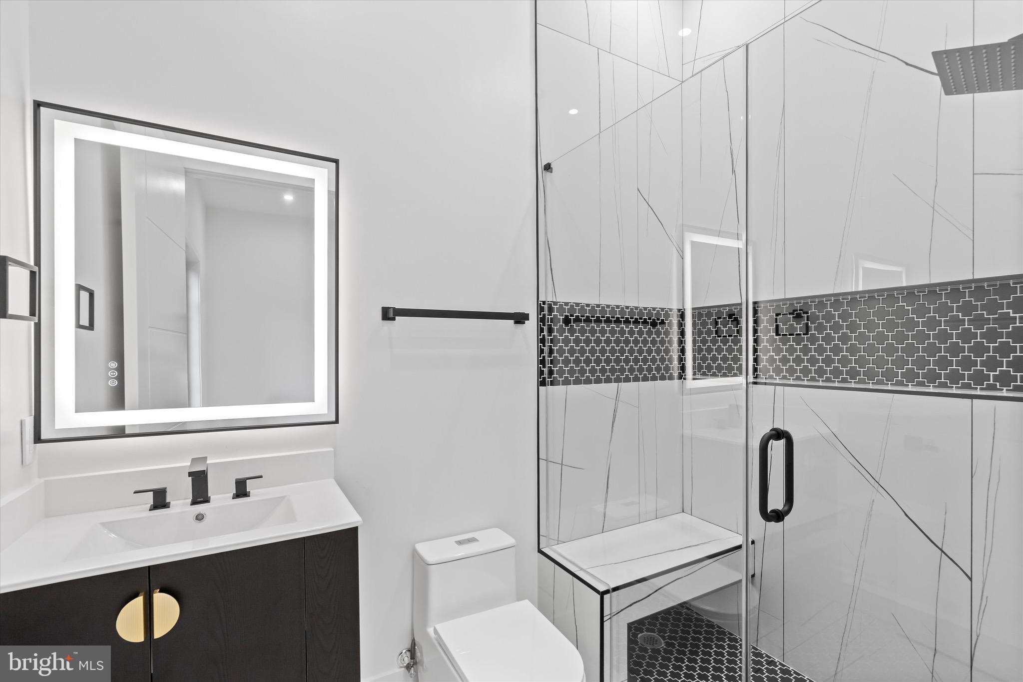 ELCINO MANOR - Residential