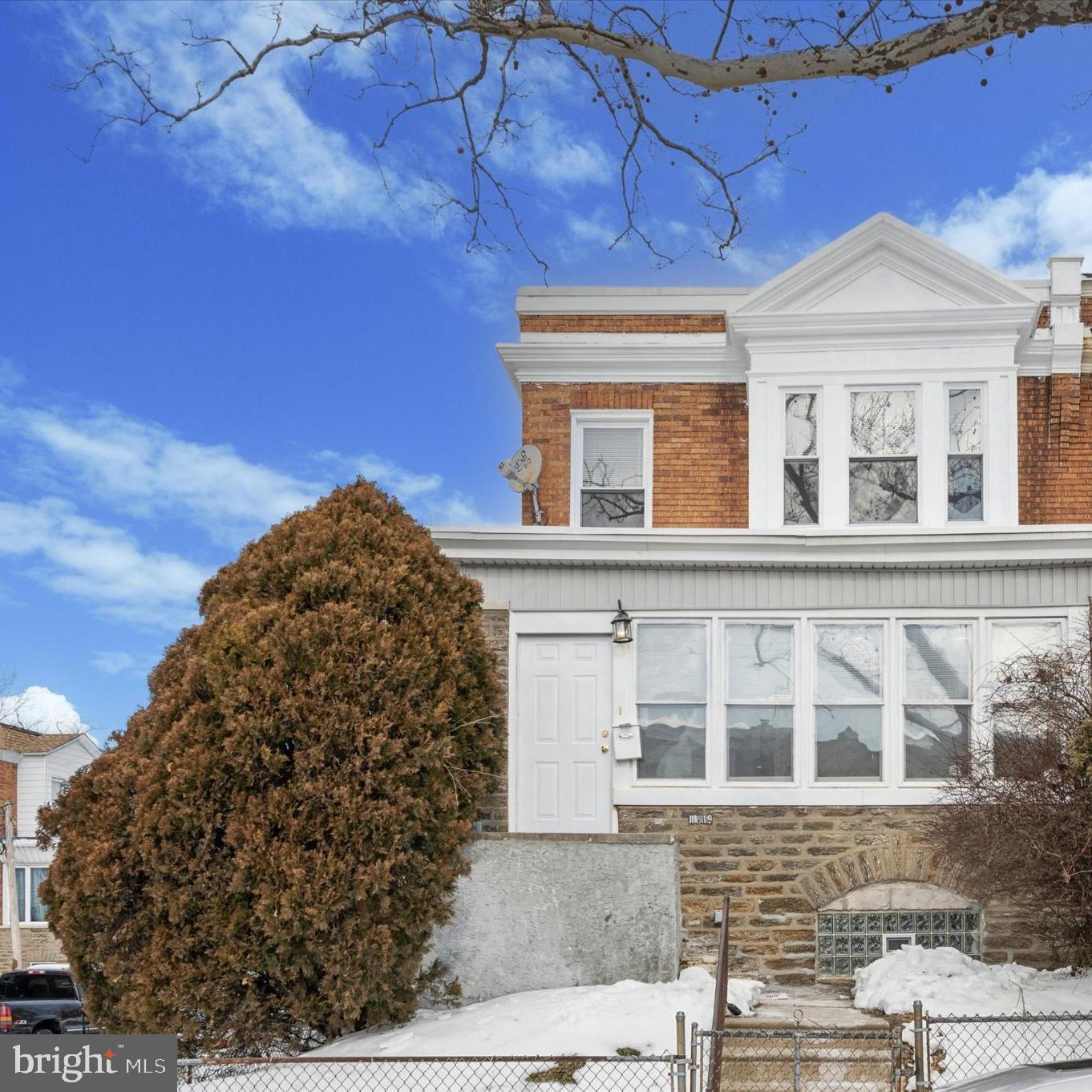 WEST OAK LANE - Residential