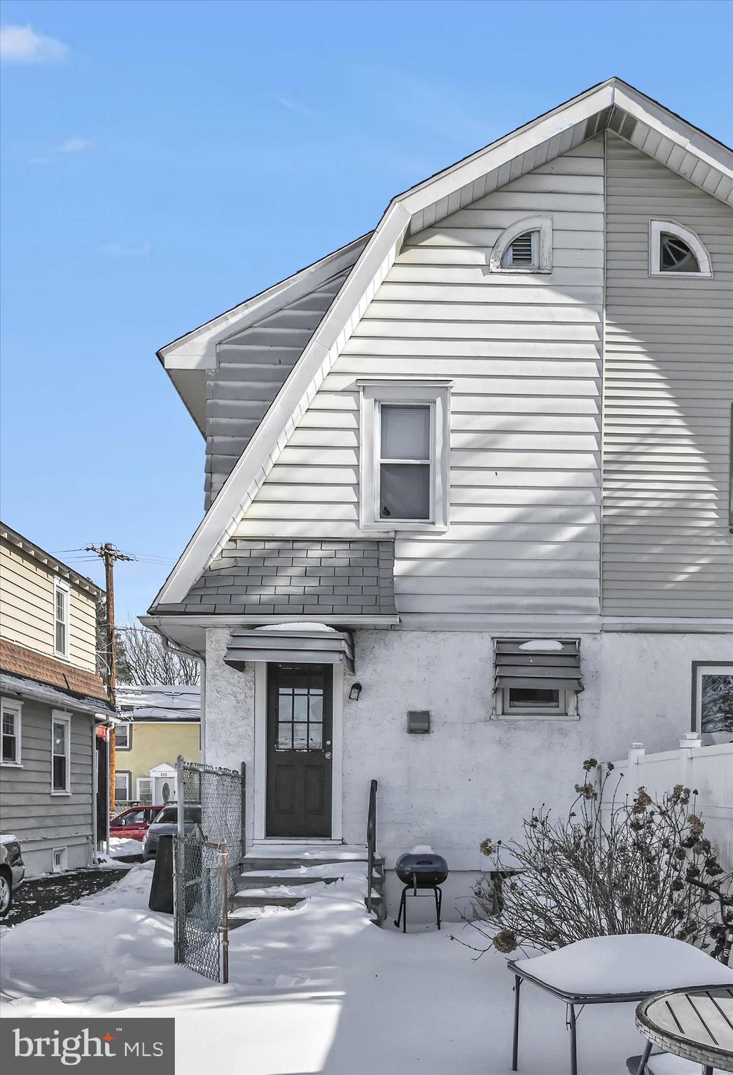 BEVERLY - Residential