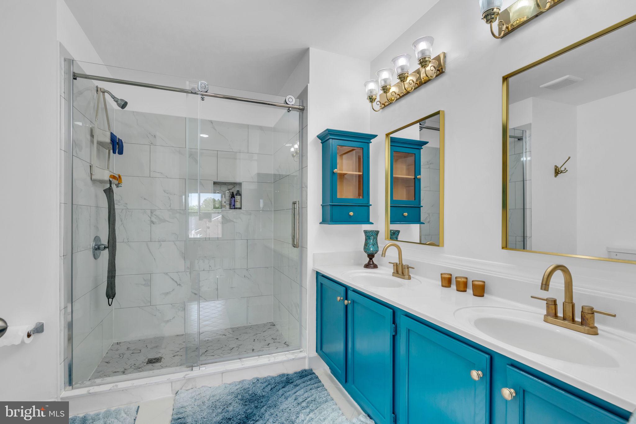 SOMERSET AT WESTRIDGE - Residential
