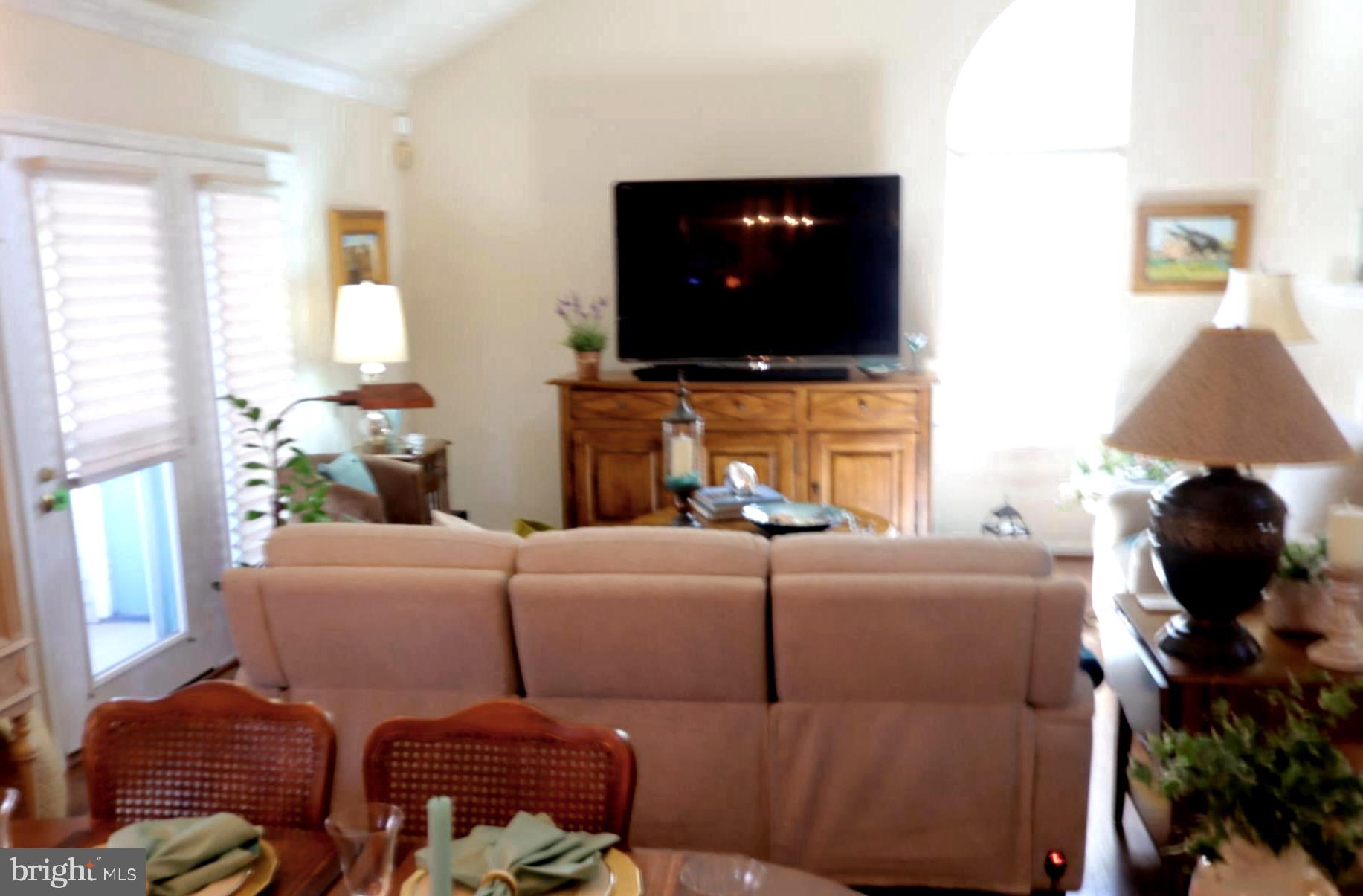 STONE HILL FARMS - Residential