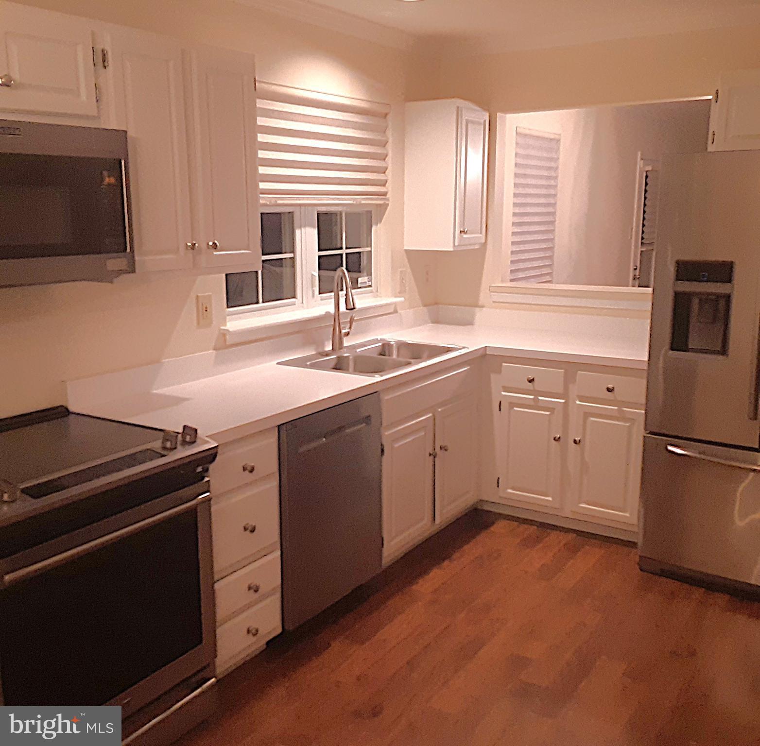 STONE HILL FARMS - Residential