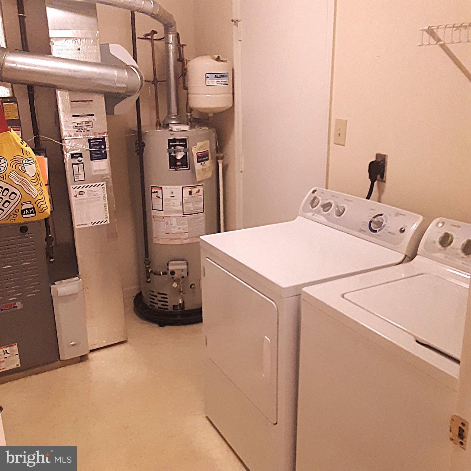 STONE HILL FARMS - Residential