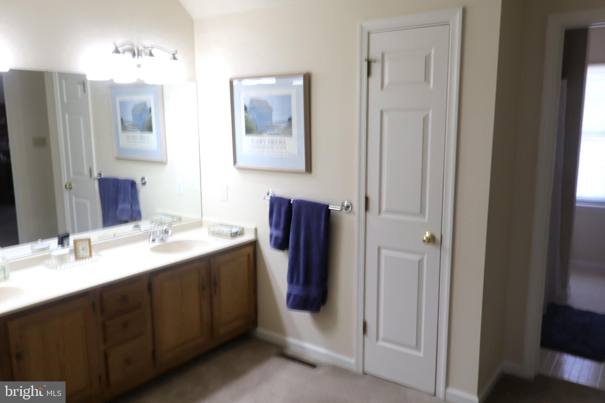 STONE HILL FARMS - Residential