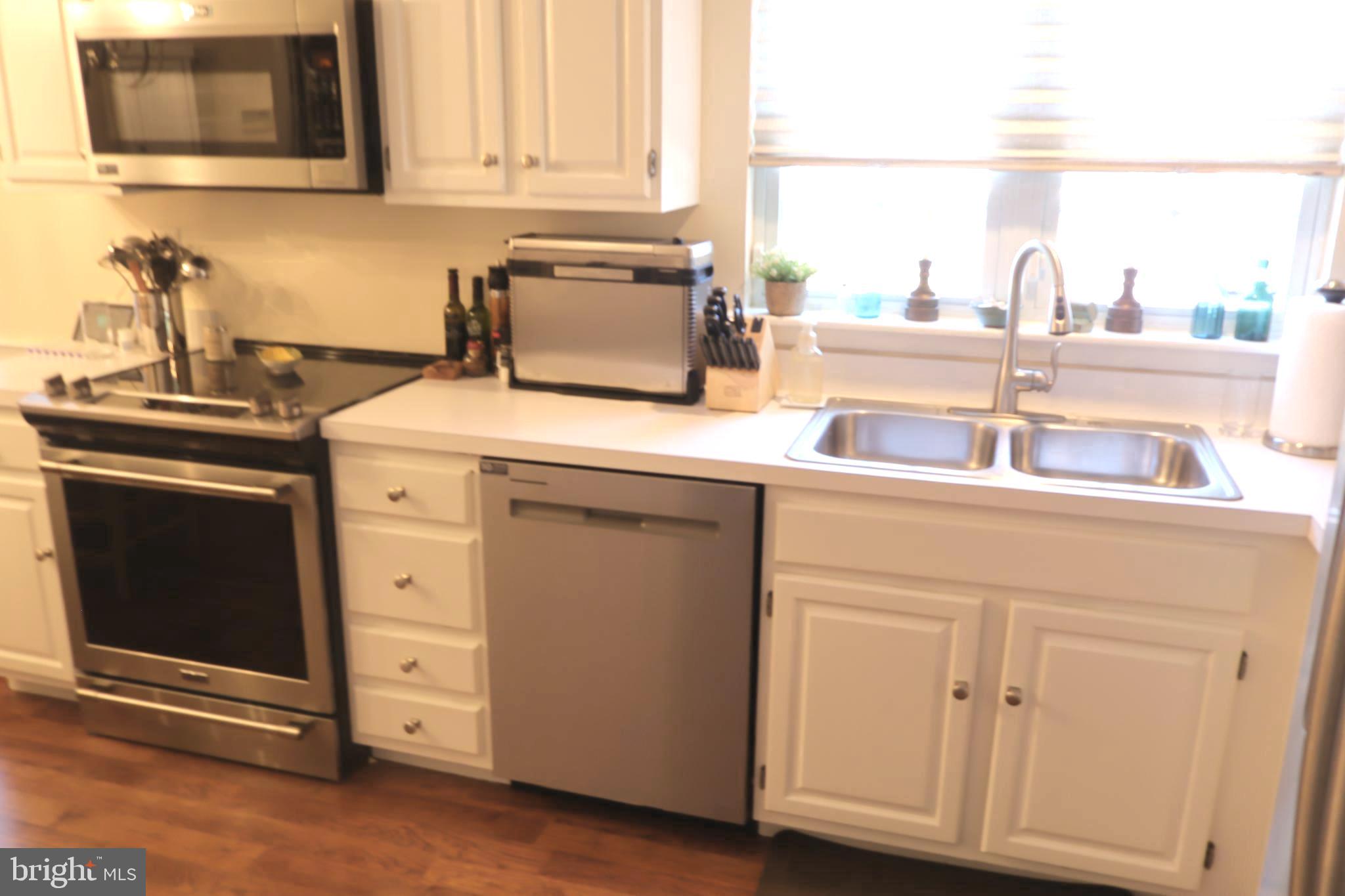 STONE HILL FARMS - Residential