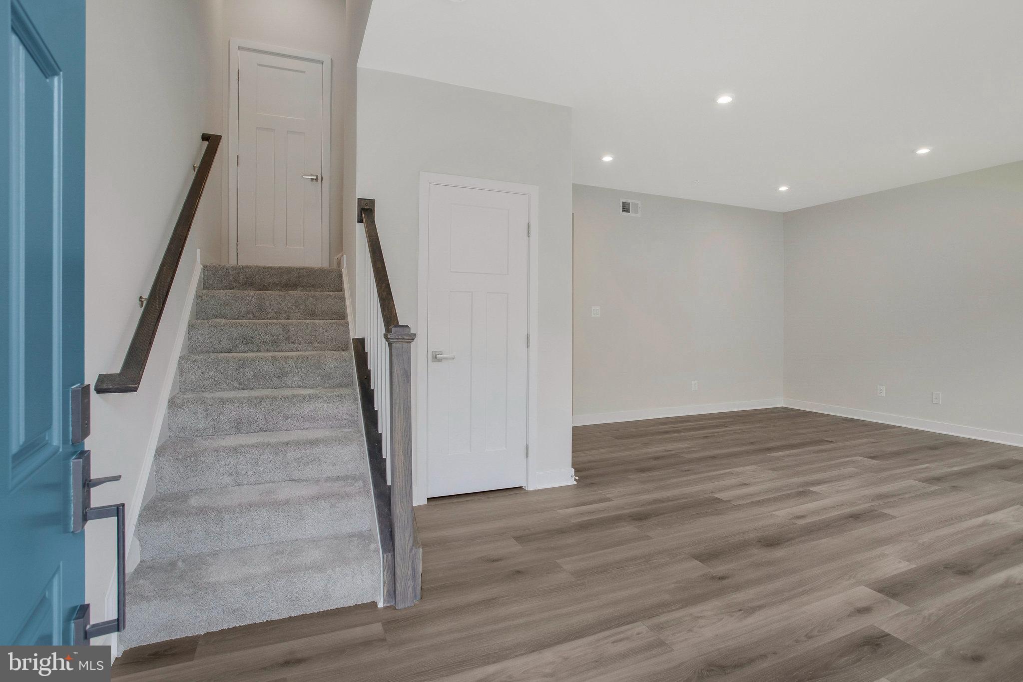 GREENLEIGH AT CROSSROADS - Residential