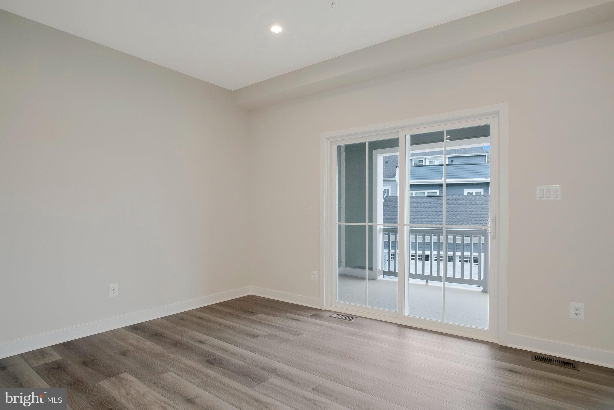 GREENLEIGH AT CROSSROADS - Residential