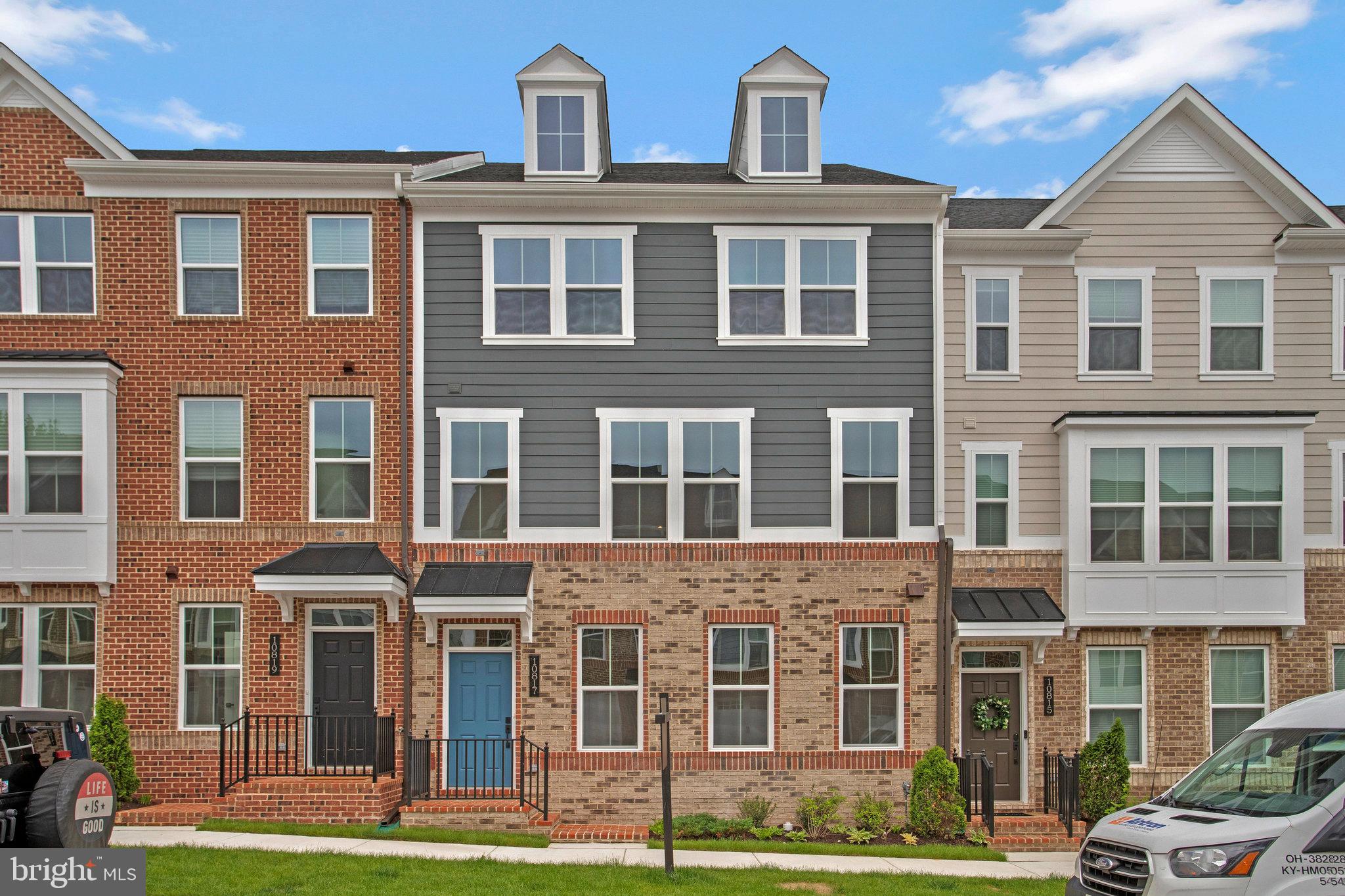 GREENLEIGH AT CROSSROADS - Residential