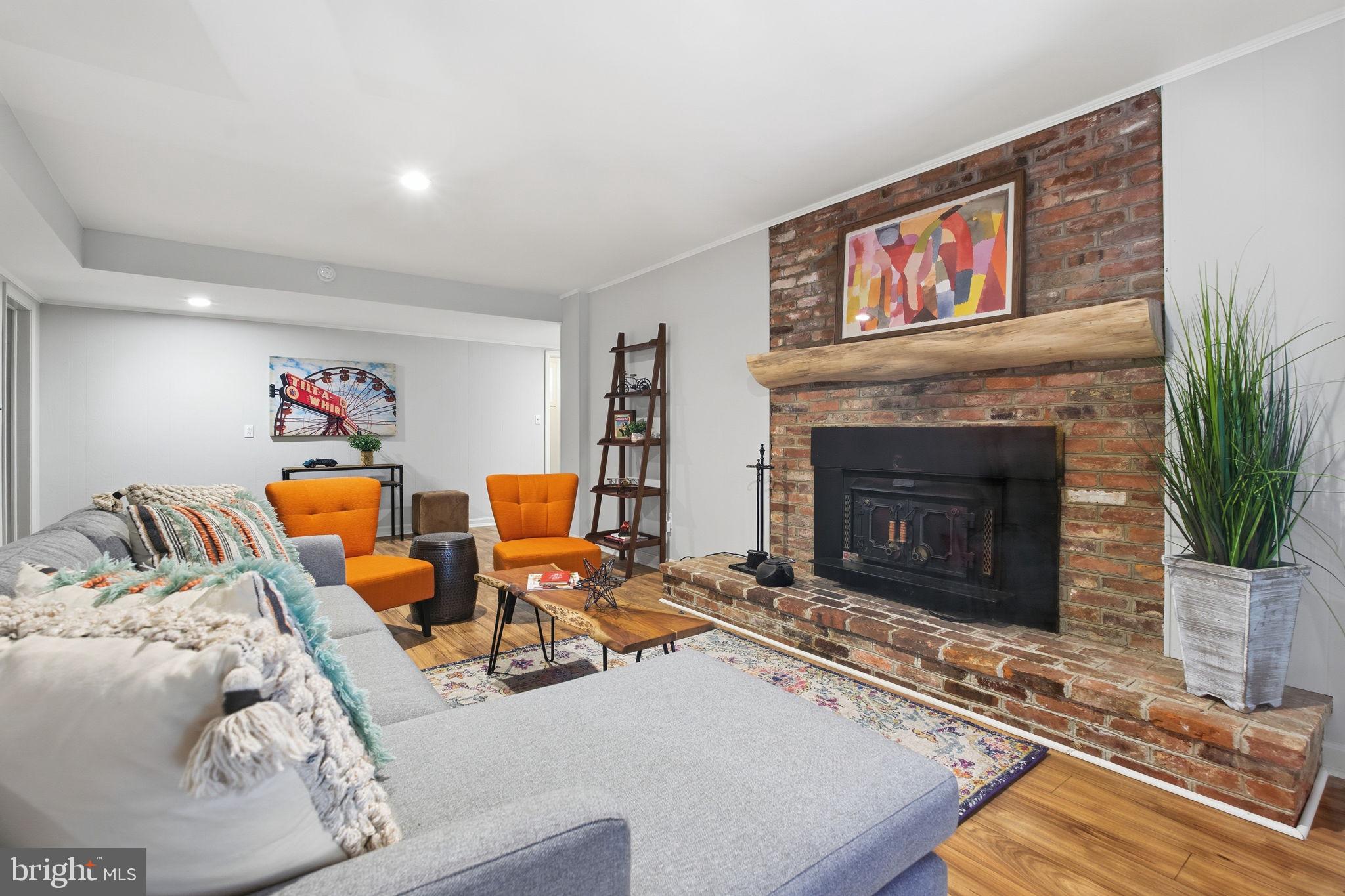 BRINKWOOD ESTATES - Residential