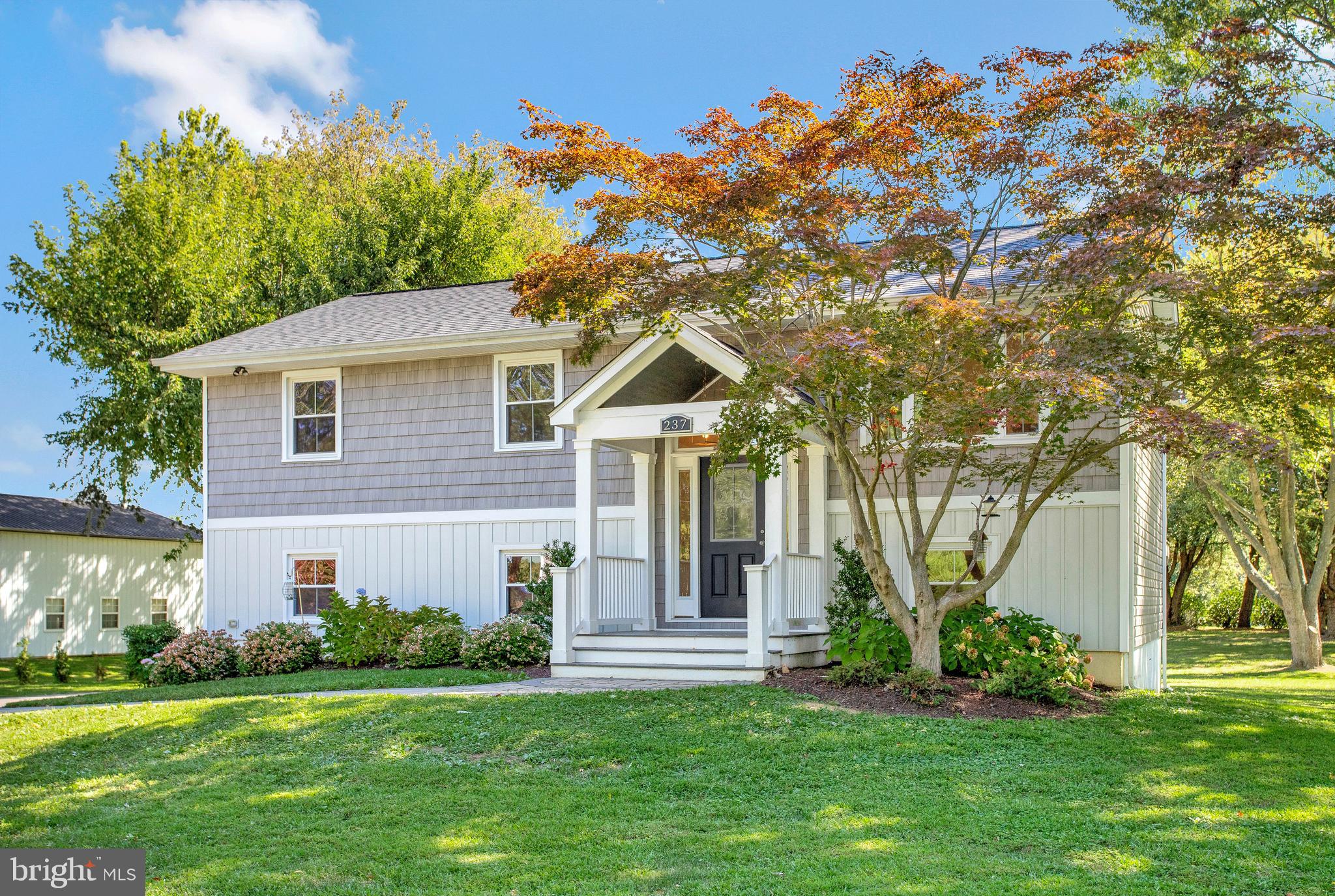 BENTONS PLEASURE - Residential