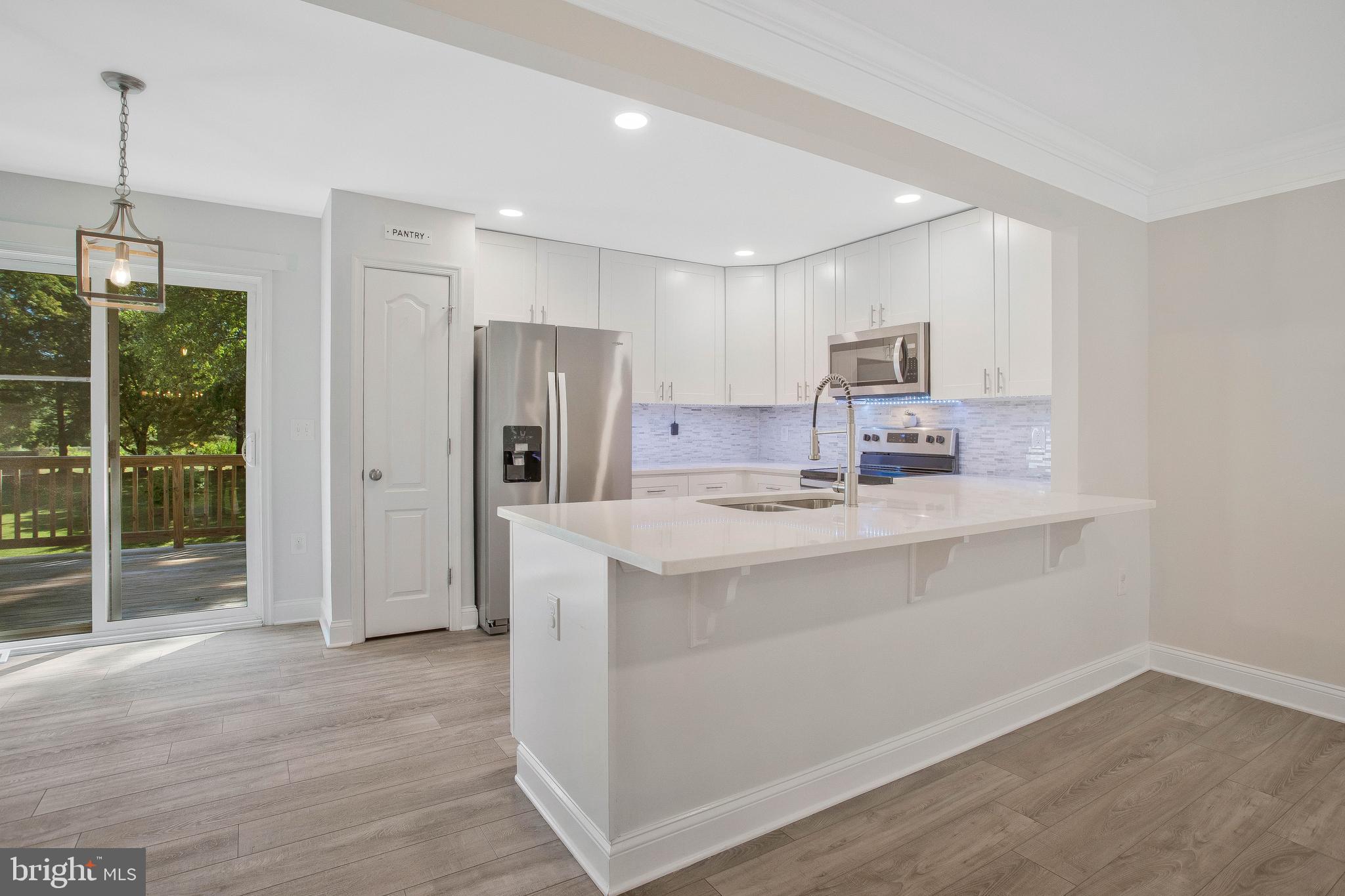 BENTONS PLEASURE - Residential