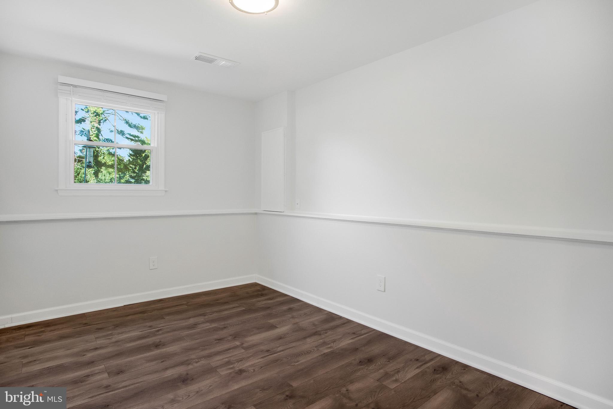 BENTONS PLEASURE - Residential