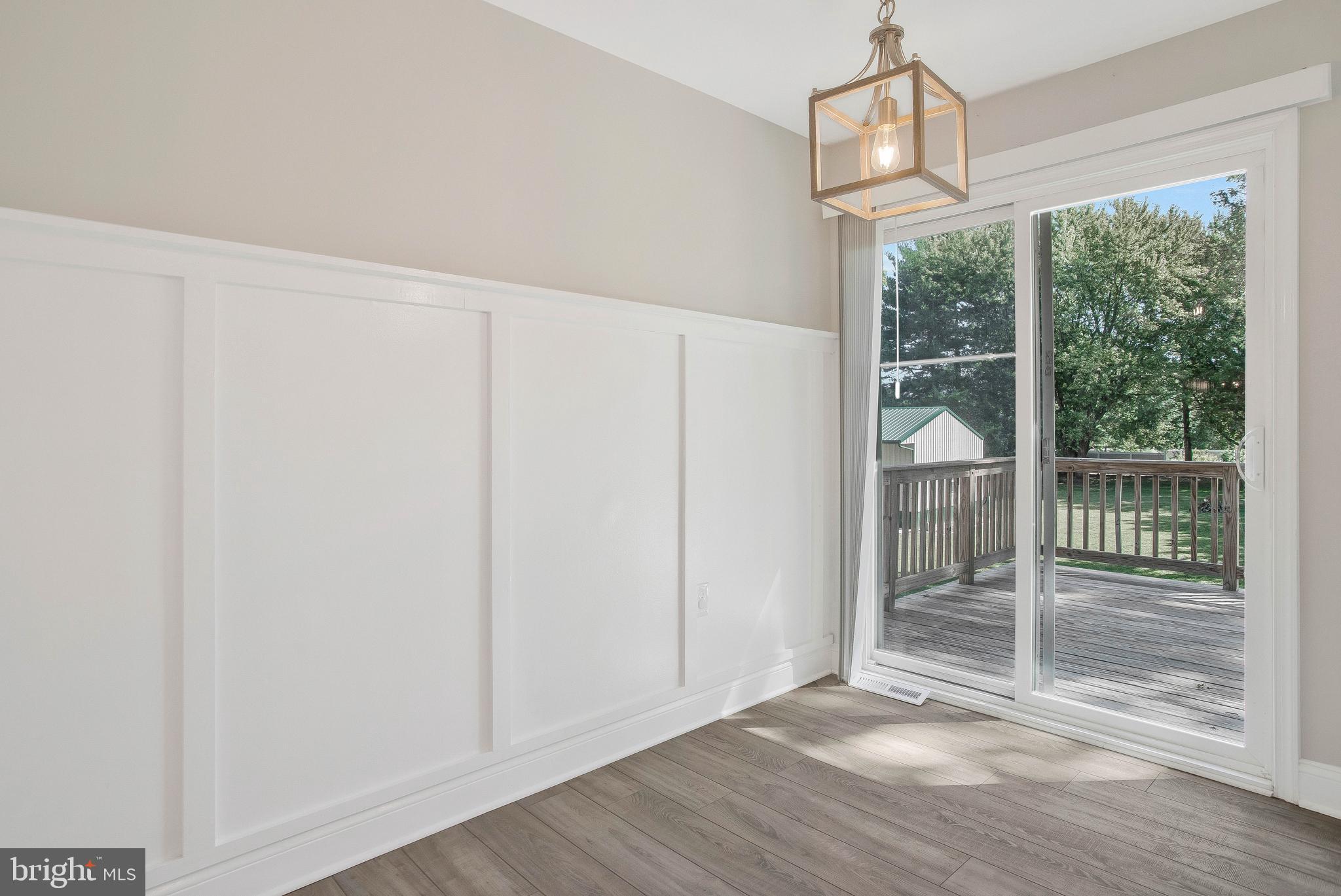 BENTONS PLEASURE - Residential