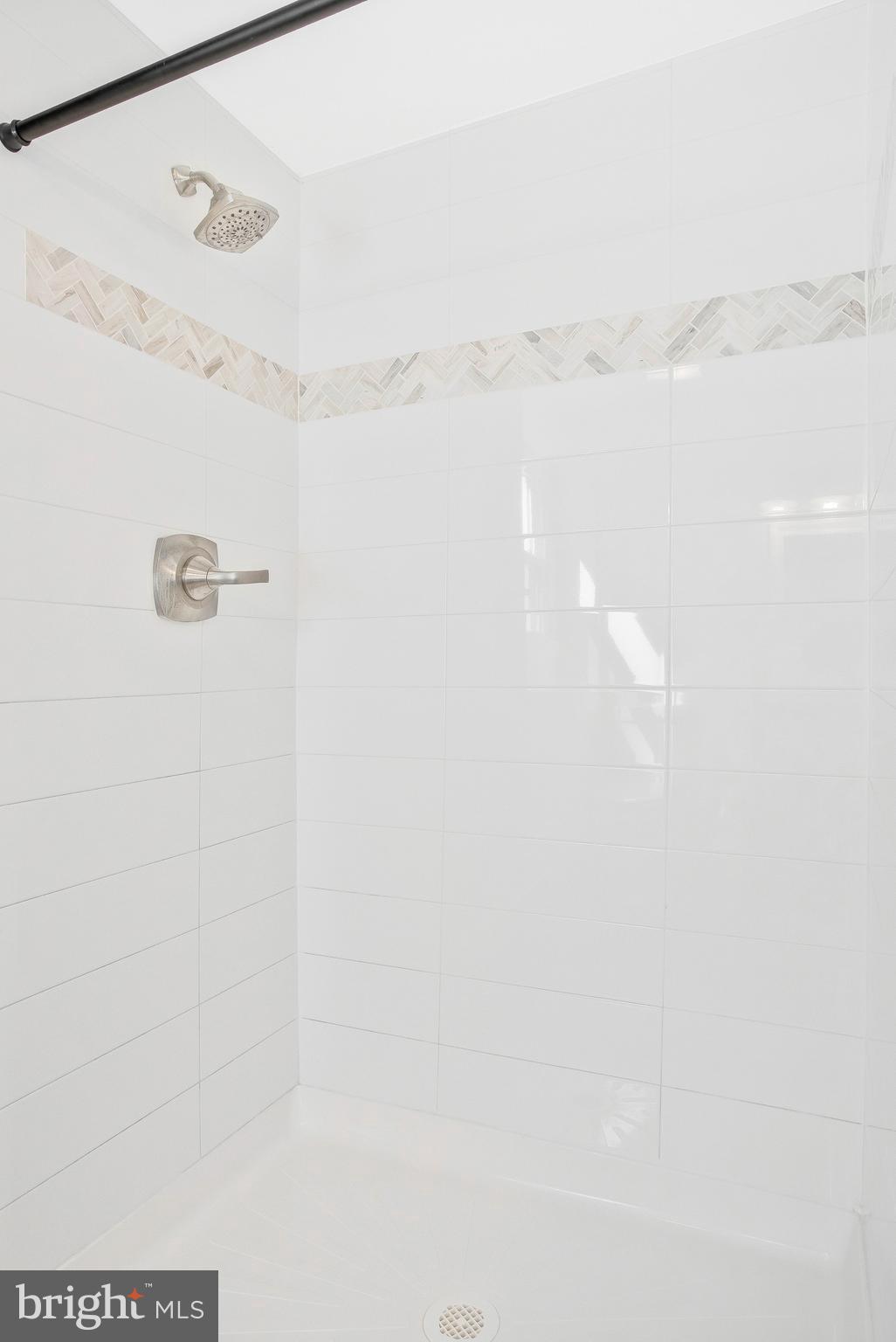 BENTONS PLEASURE - Residential