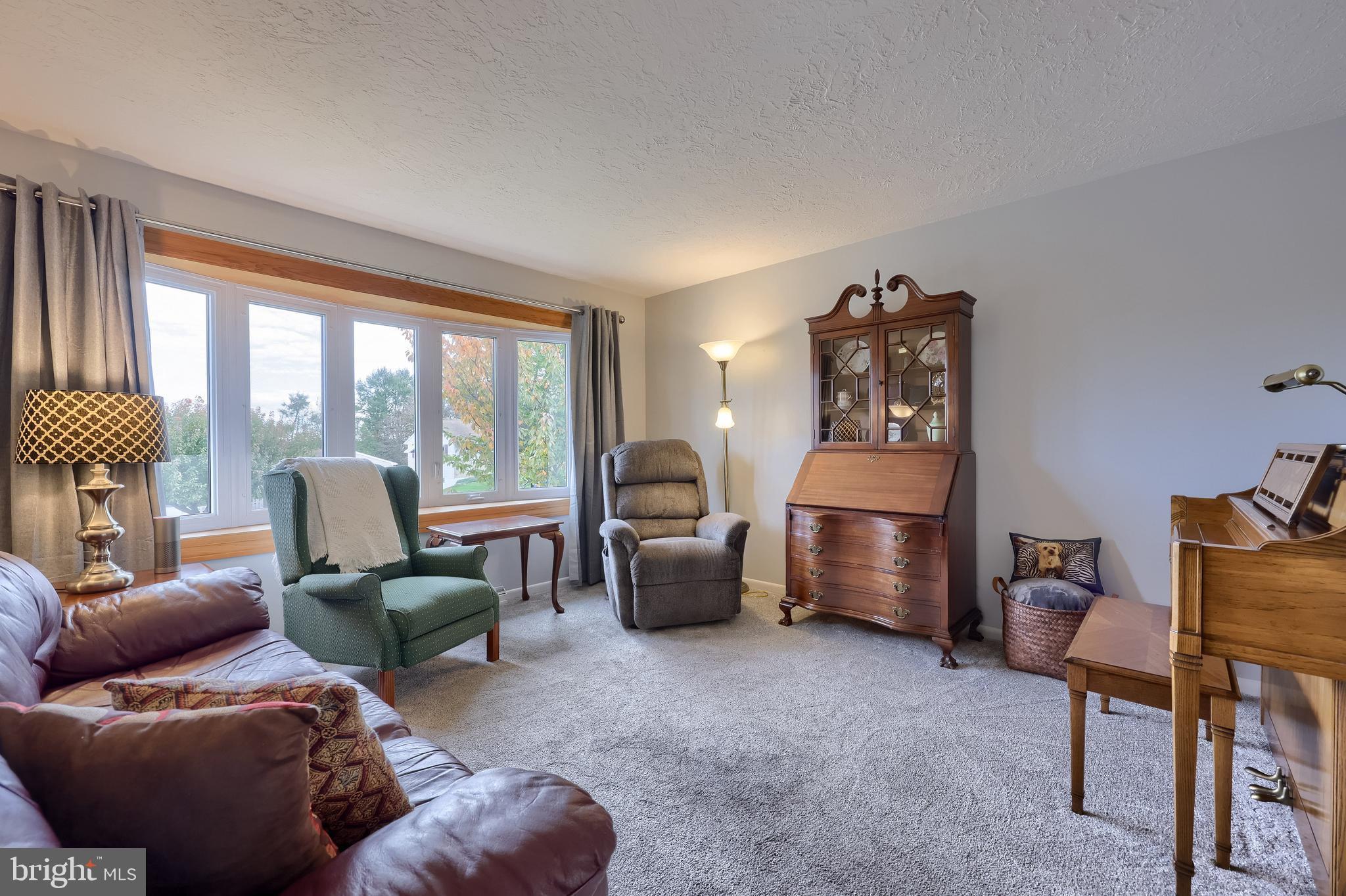 4 LOGAN HEIGHTS ROAD