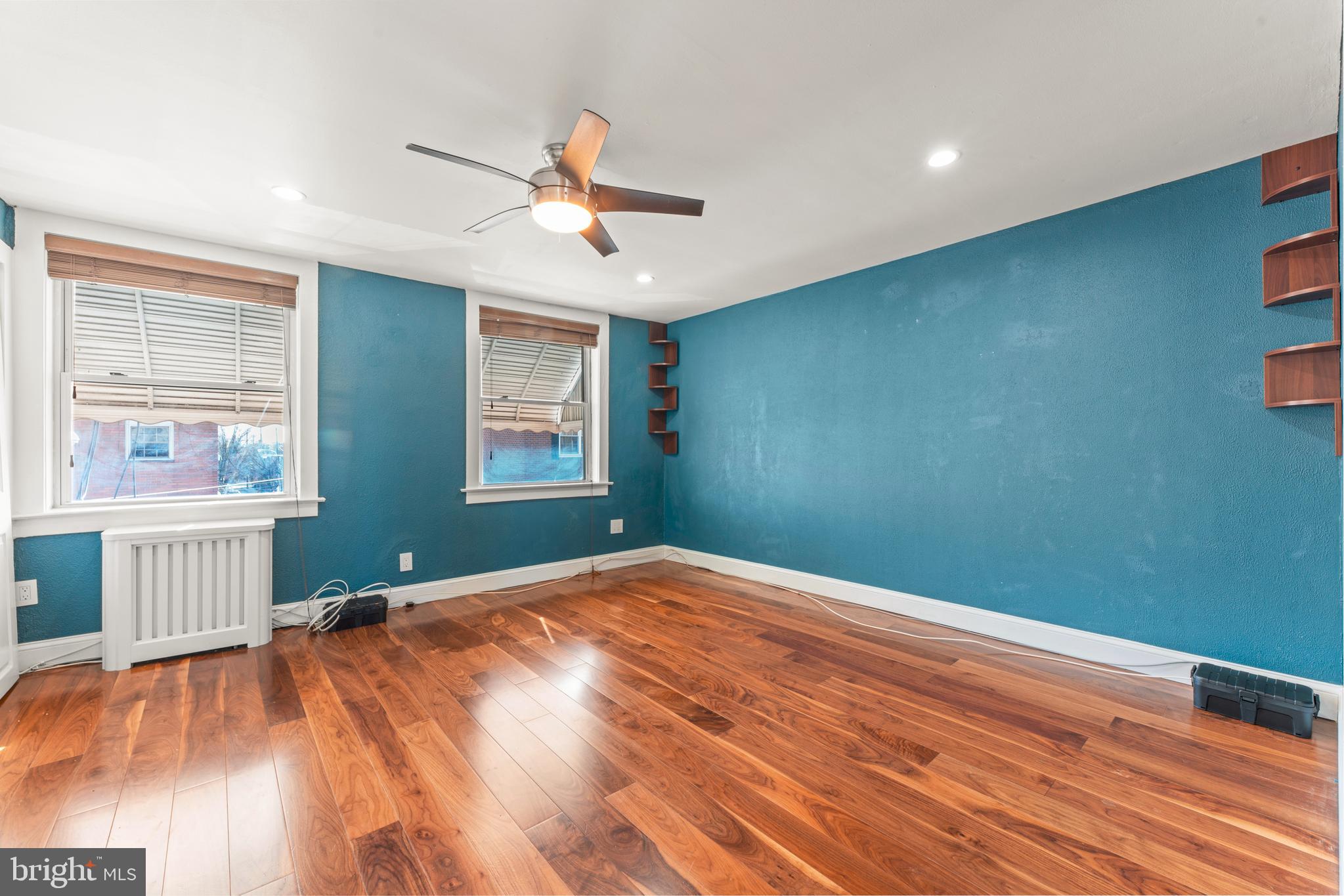 BELLA VISTA - Residential