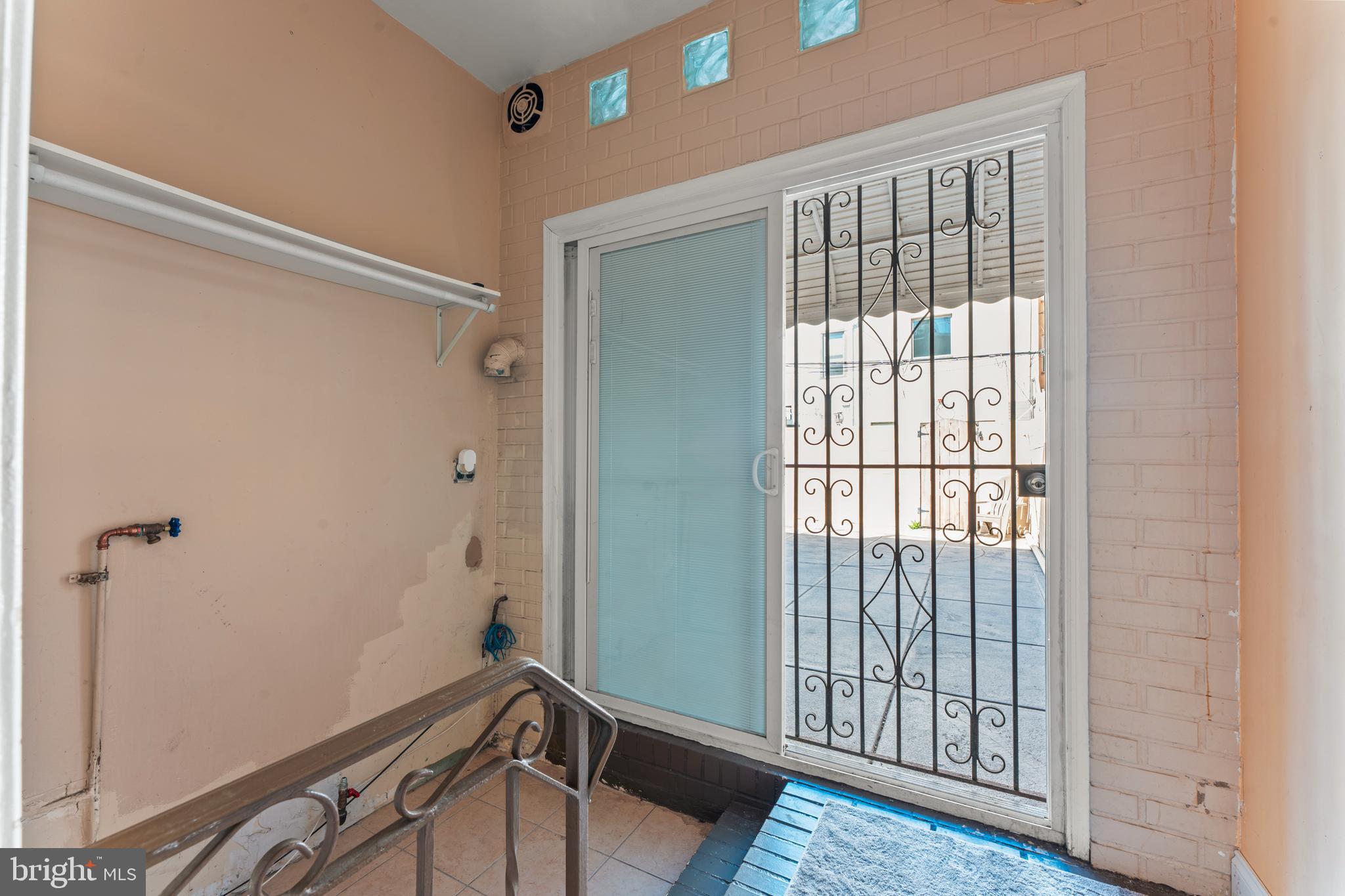 BELLA VISTA - Residential