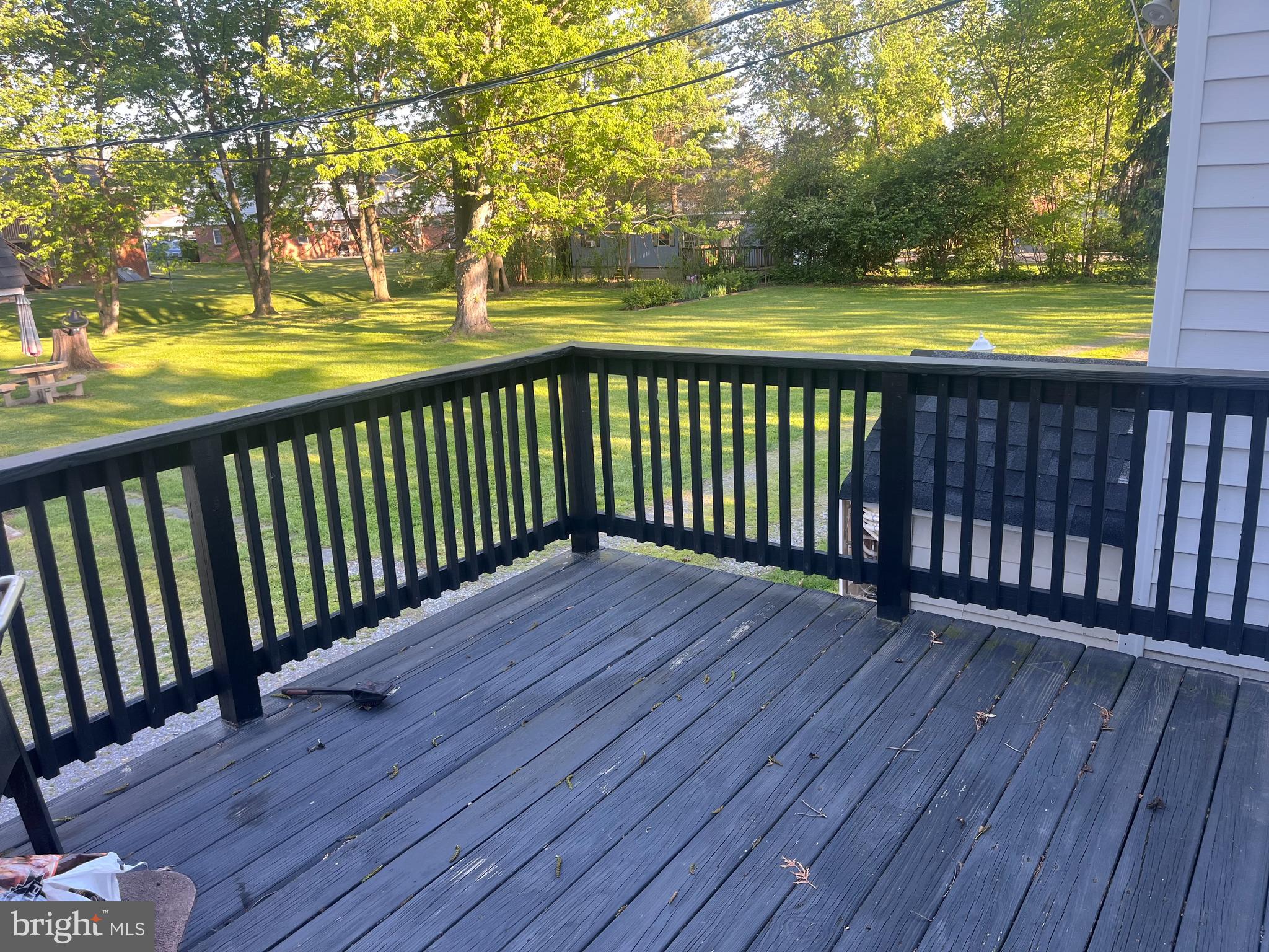 MAUGANSVILLE - Residential
