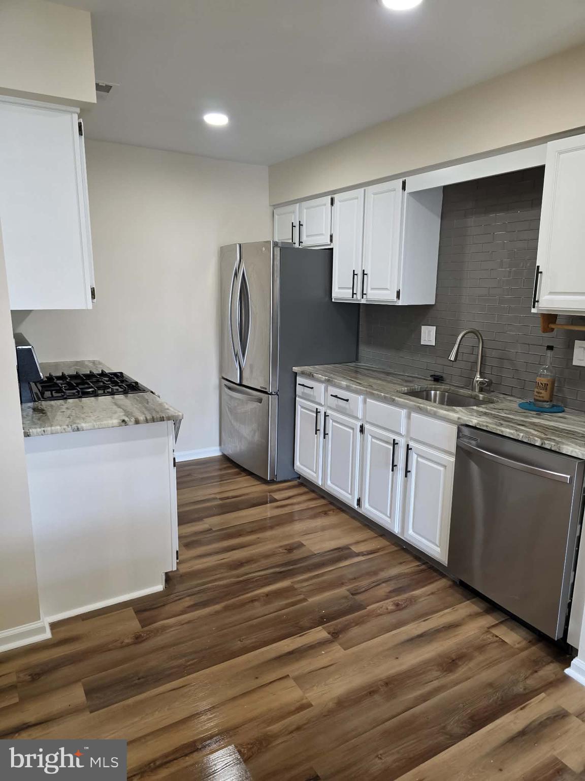 EAGLE RIDGE - Residential