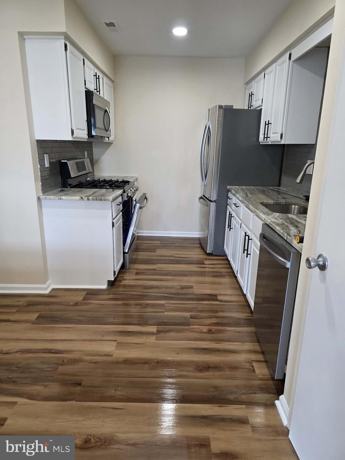 EAGLE RIDGE - Residential