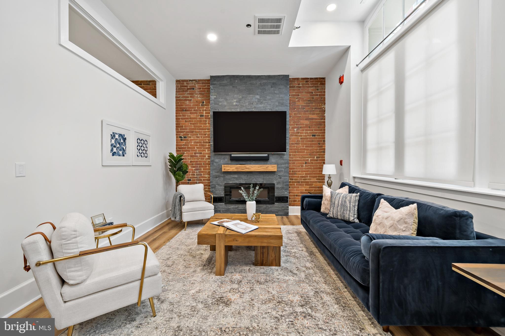 OLD CITY - Residential Lease