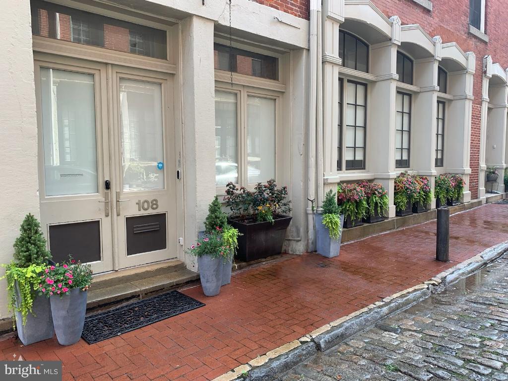 OLD CITY - Residential Lease