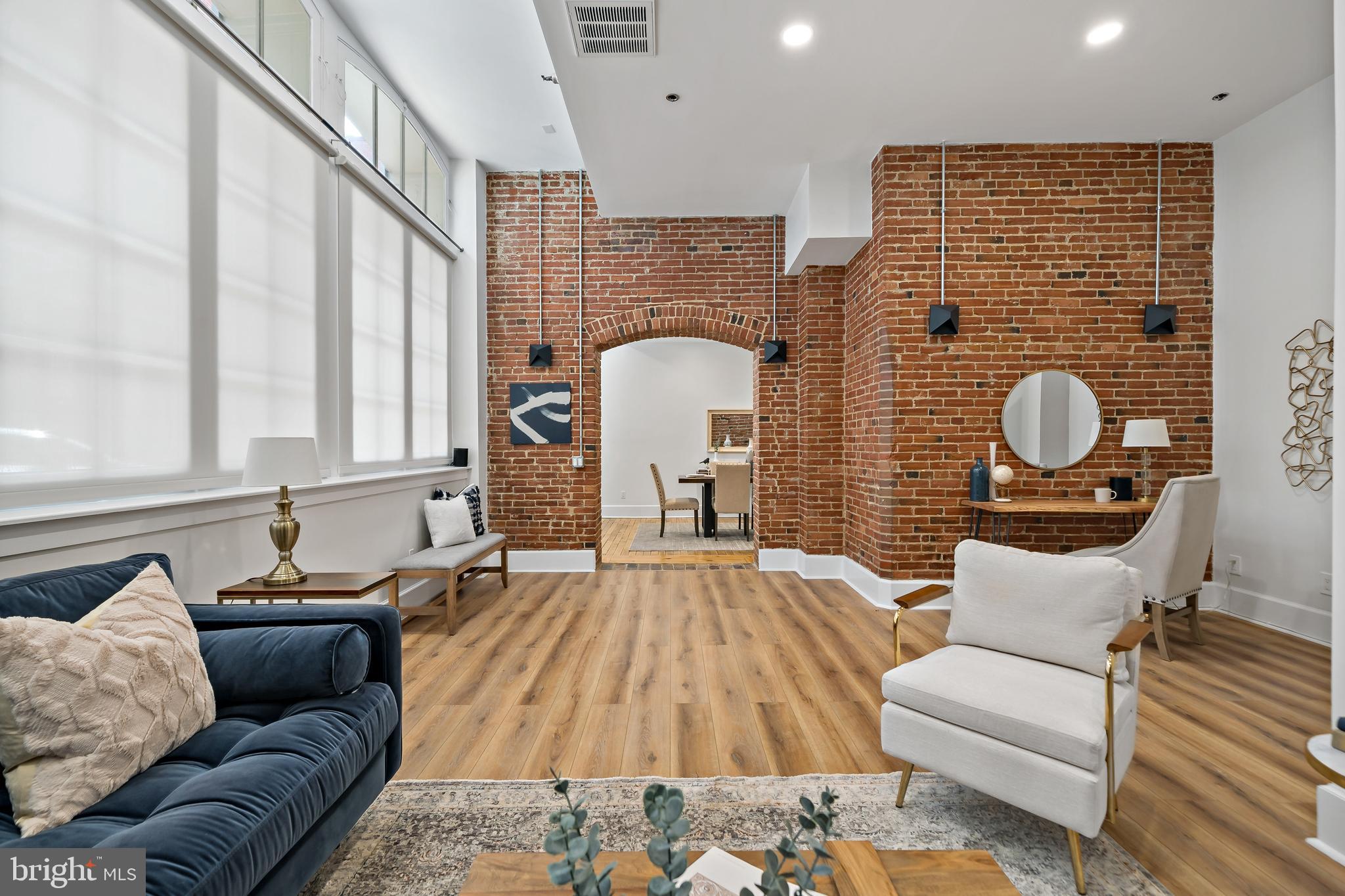 OLD CITY - Residential Lease