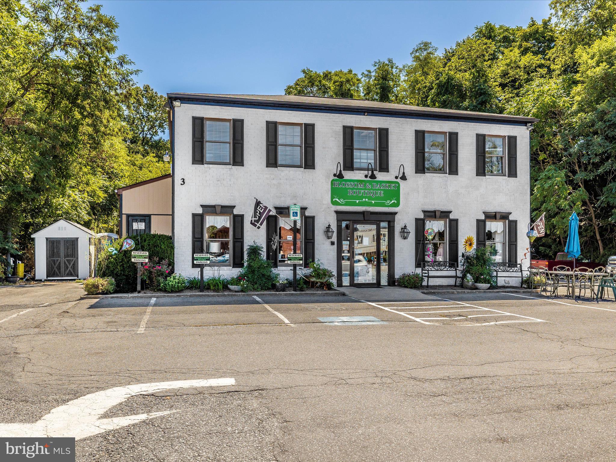 TWIN RIDGE - Residential