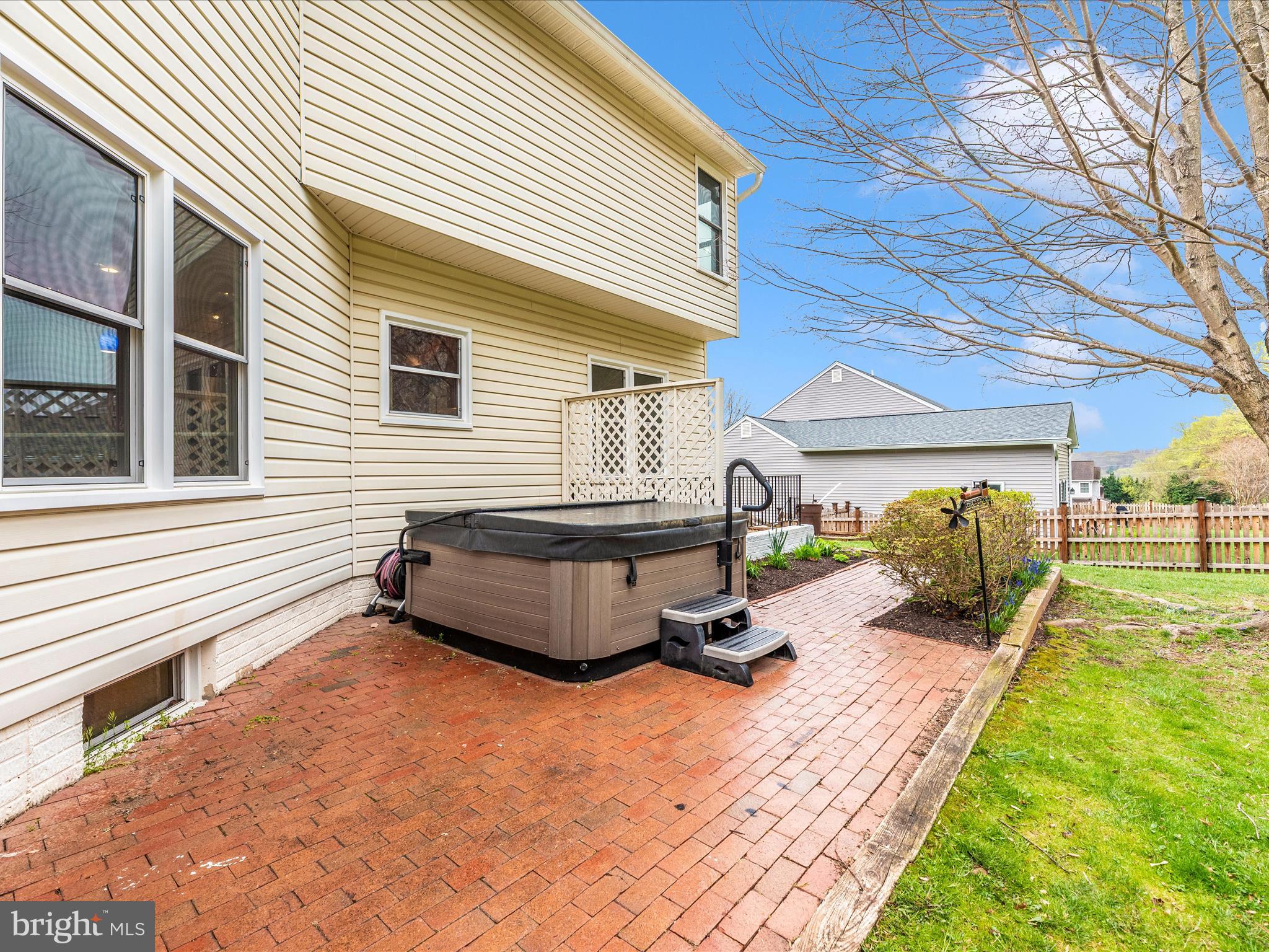 TWIN RIDGE - Residential