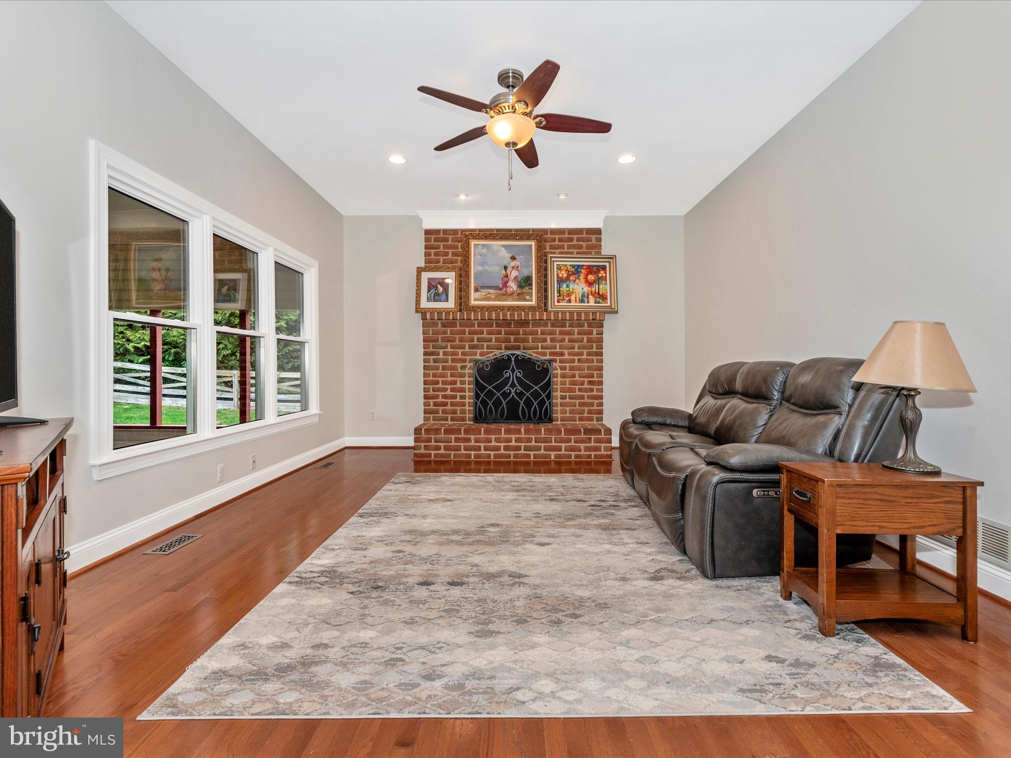 TWIN RIDGE - Residential