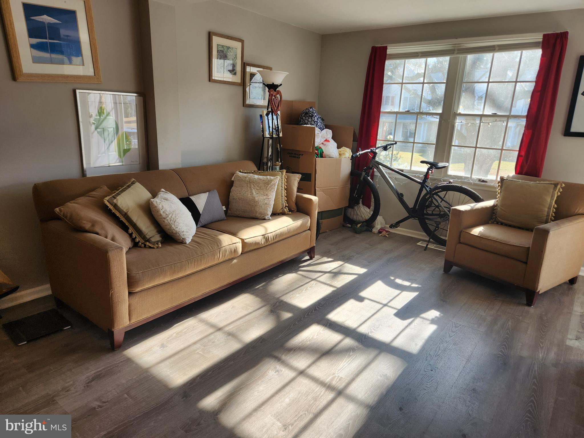 CHARLES COURT - Residential