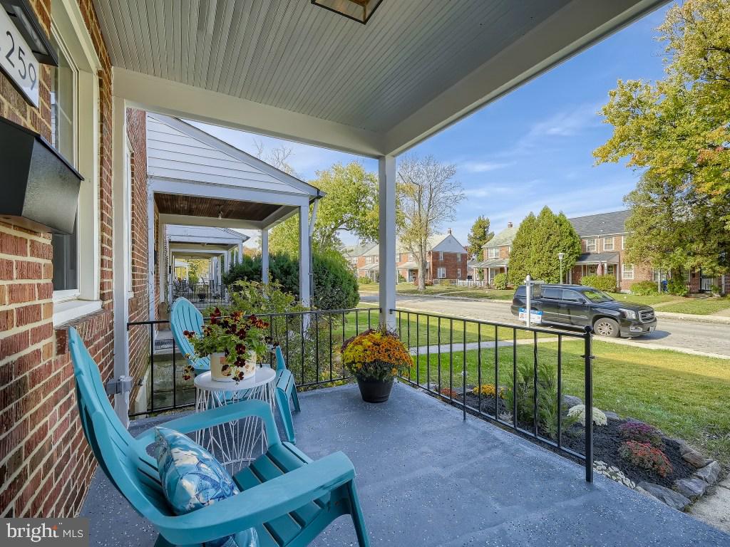 IDLEWOOD - Residential